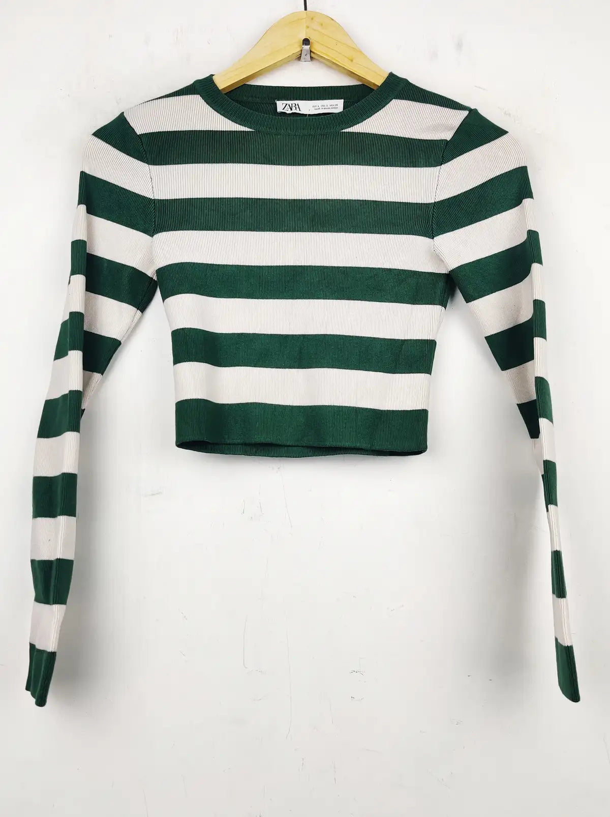 Buy online pre-used pre-loved 100% authentic & Original branded Zara (HT-2007) available in Pakistan. Top international brands avilable.