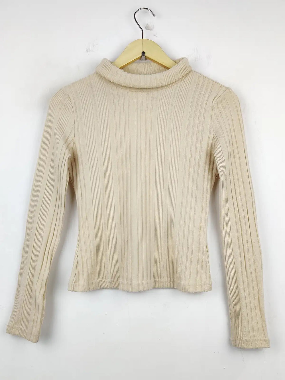 Buy online pre-used pre-loved 100% authentic & Original branded Shein (HT-2017) available in Pakistan. Top international brands avilable.