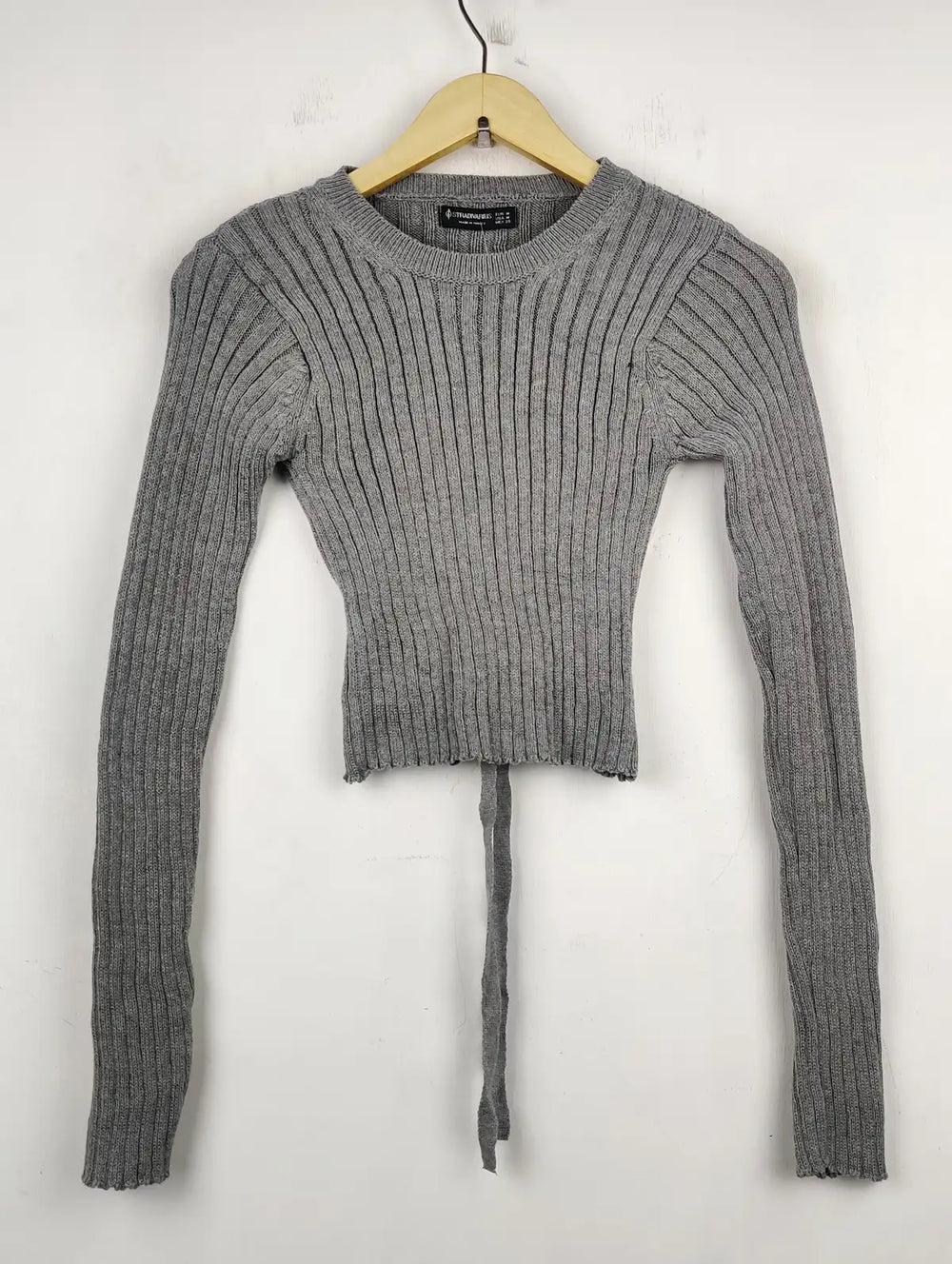 Buy online pre-used pre-loved 100% authentic & Original branded Stradivarius (HT-2021) available in Pakistan. Top international brands avilable.