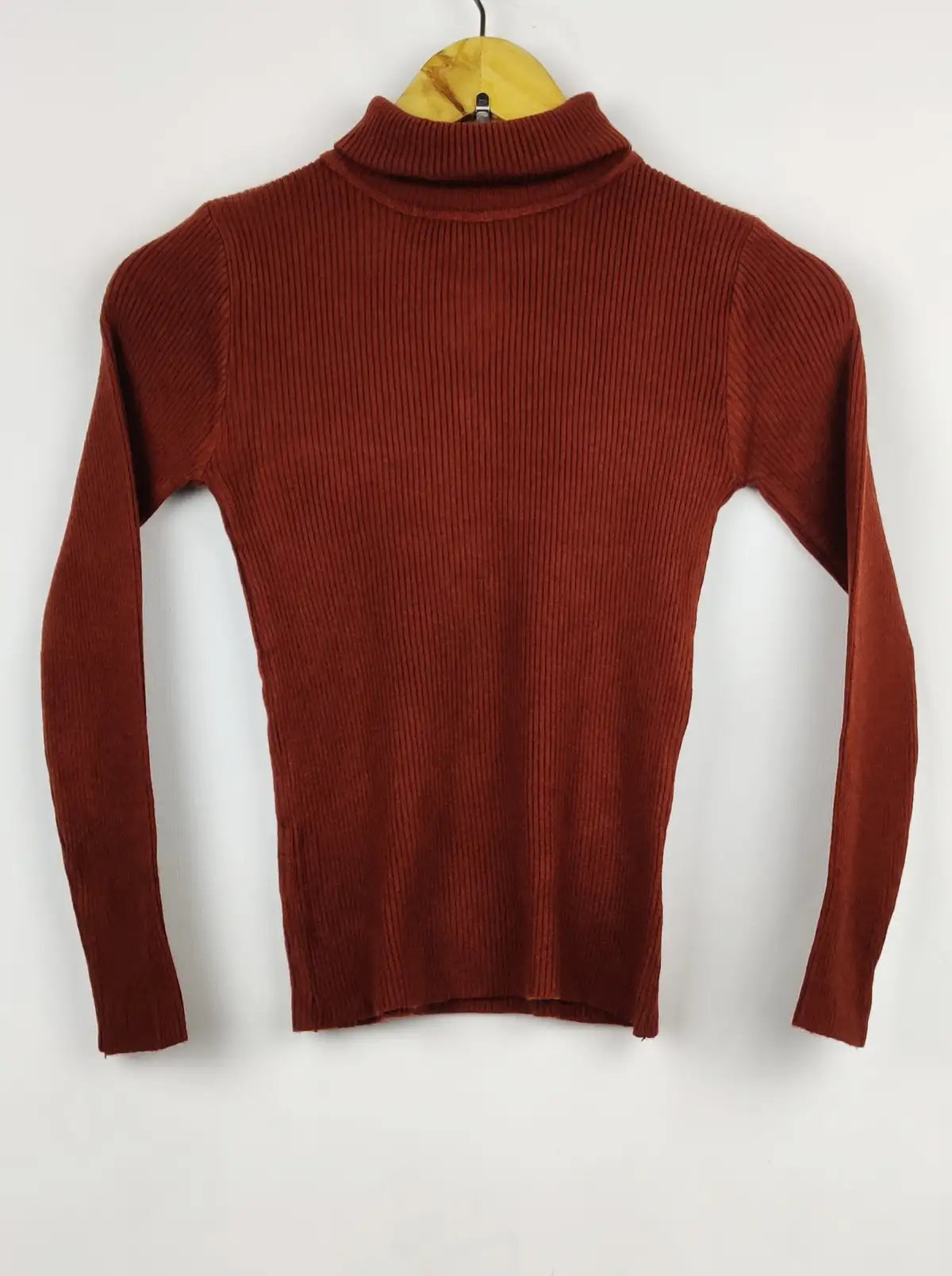 Buy online pre-used pre-loved 100% authentic & Original branded Shein (HT-2033) available in Pakistan. Top international brands avilable.