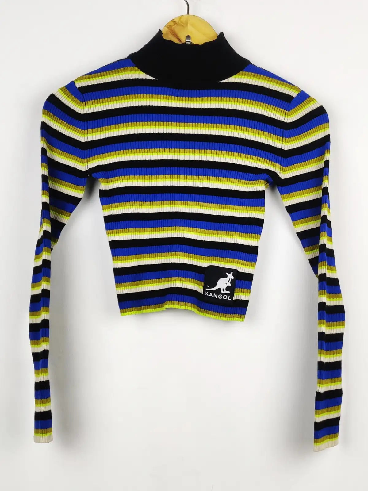 Buy online pre-used pre-loved 100% authentic & Original branded H&M (HT-2060) available in Pakistan. Top international brands avilable.