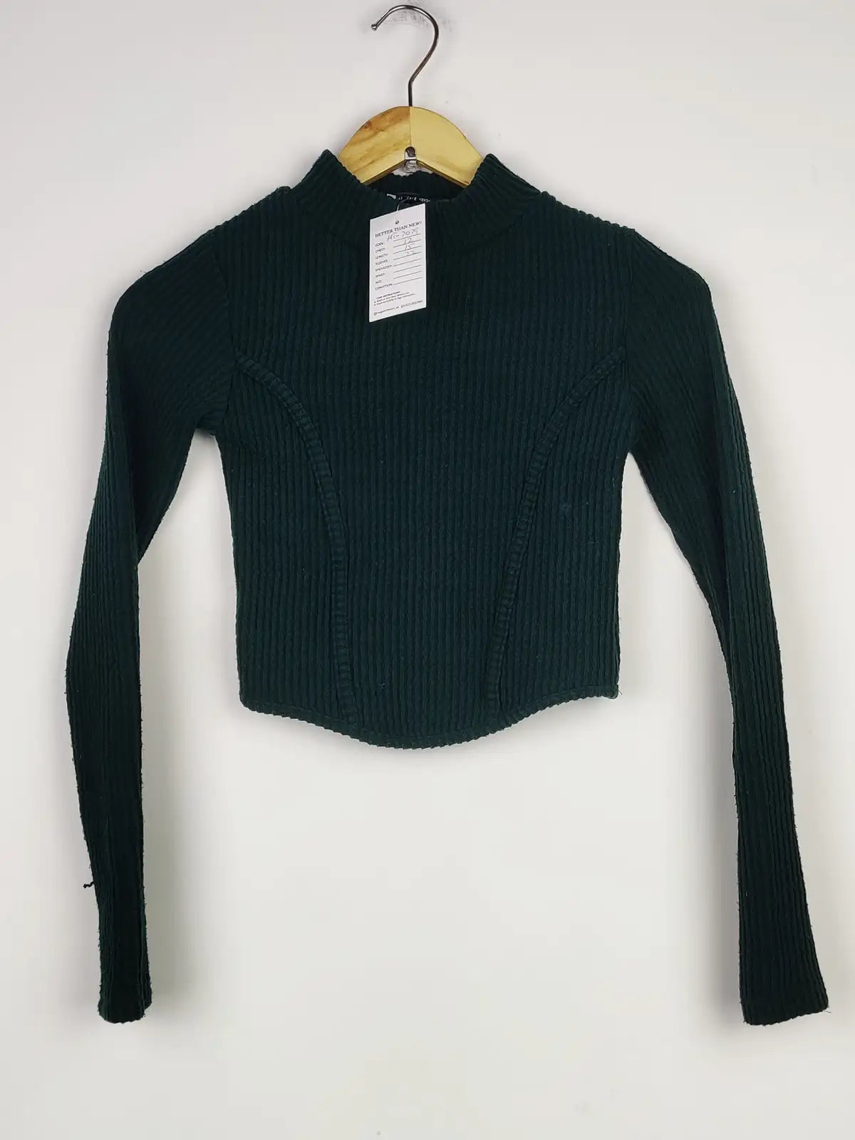 Buy online pre-used pre-loved 100% authentic & Original branded Bershka (HT-2079) available in Pakistan. Top international brands avilable.