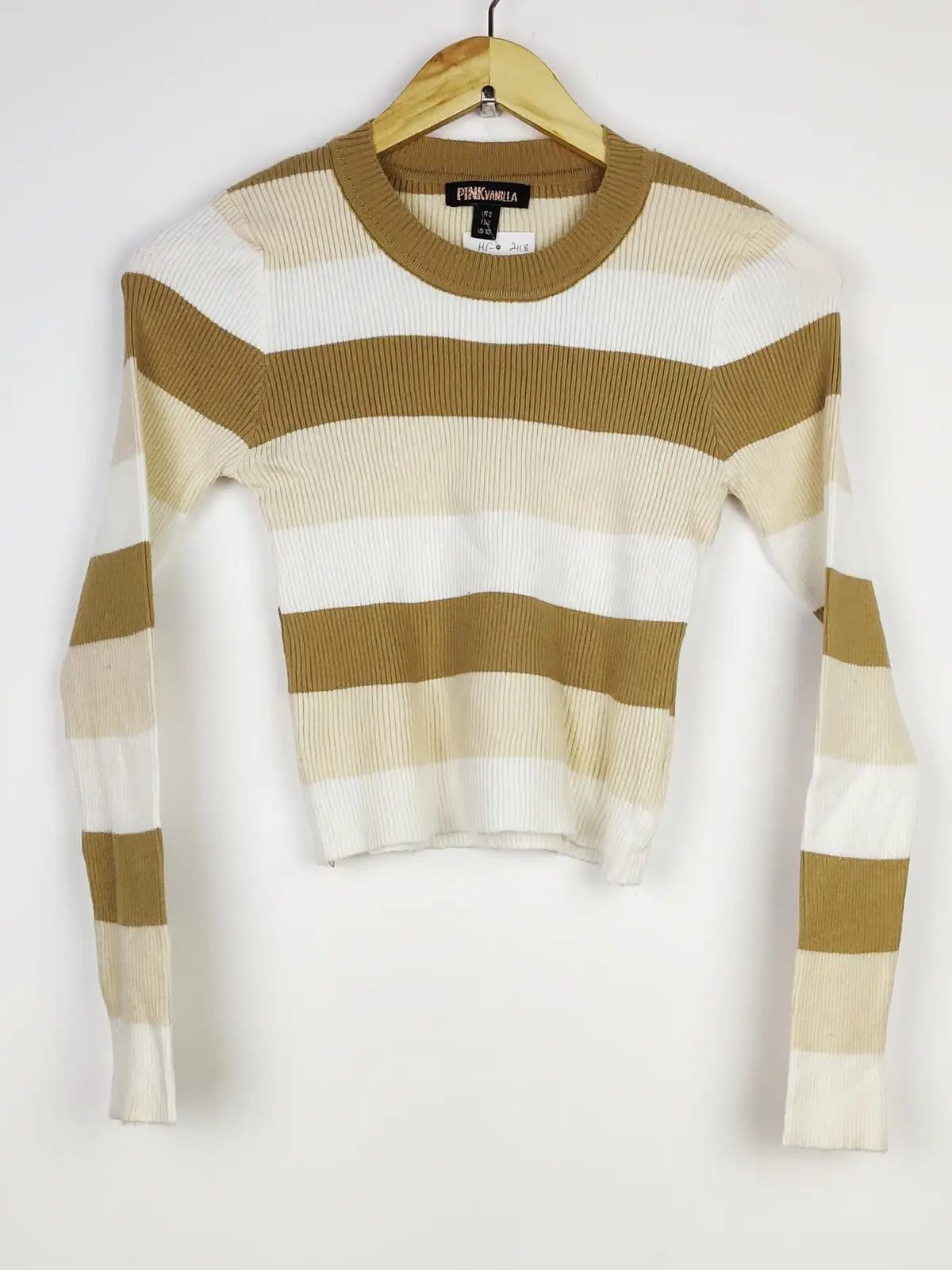 Buy online pre-used pre-loved 100% authentic & Original branded Pink Vanilla (HT-2118) available in Pakistan. Top international brands avilable.