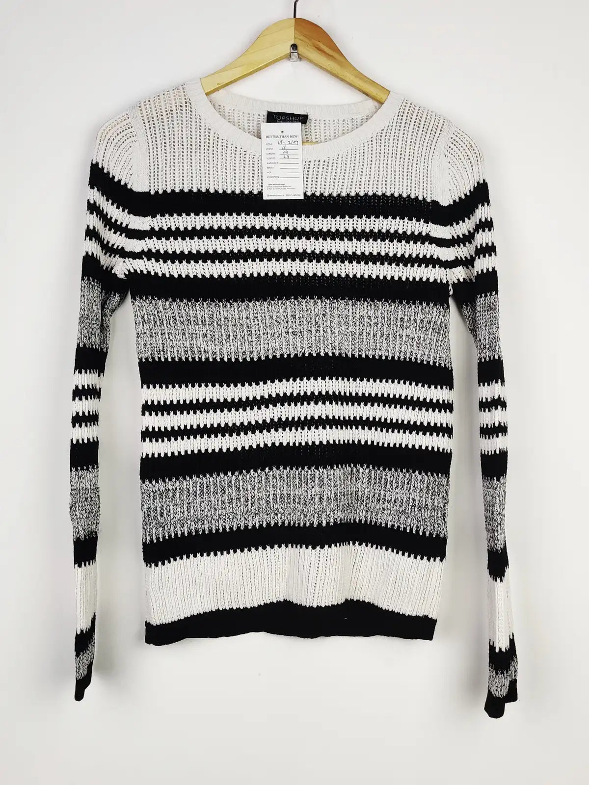 Buy online pre-used pre-loved 100% authentic & Original branded Topshop (HT-2149) available in Pakistan. Top international brands avilable.