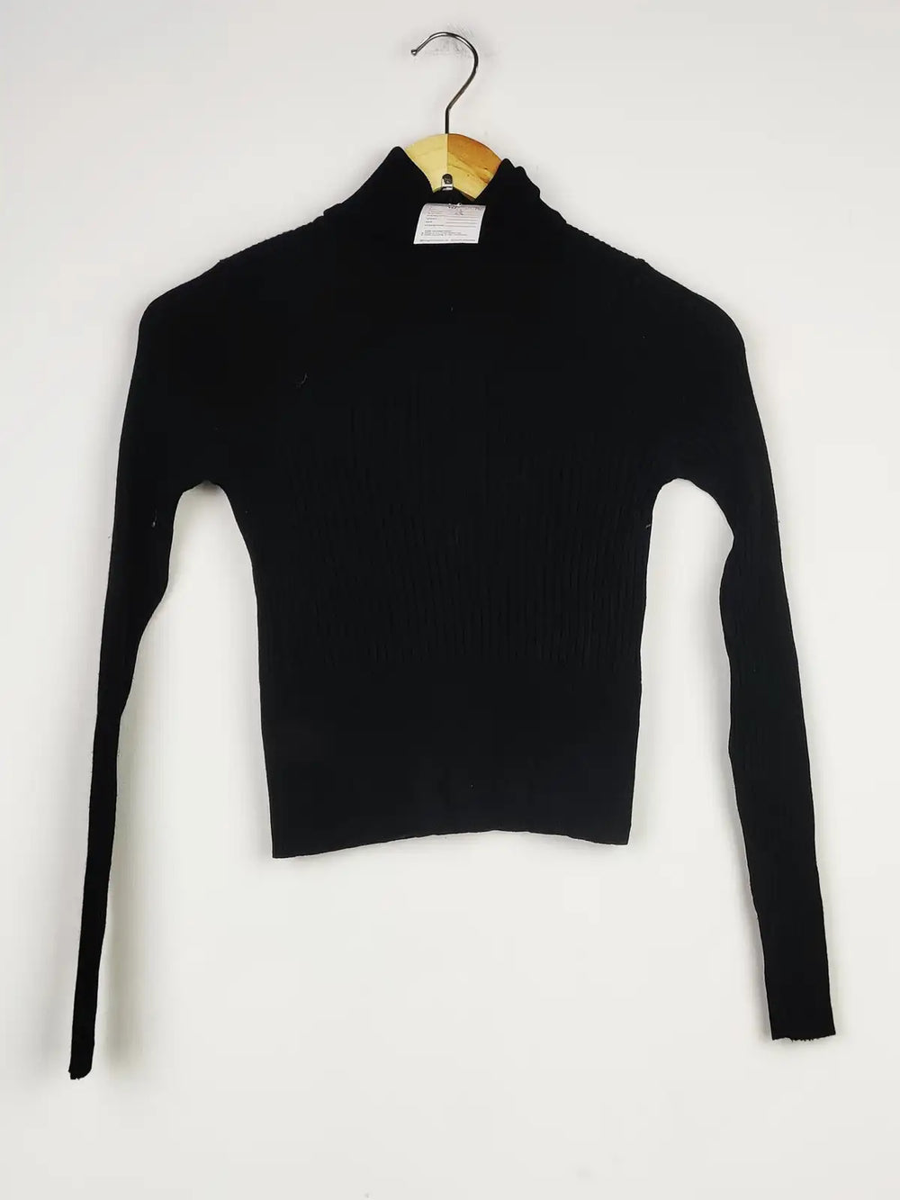 Buy online pre-used pre-loved 100% authentic & Original branded Zara (HT-2194) available in Pakistan. Top international brands avilable.
