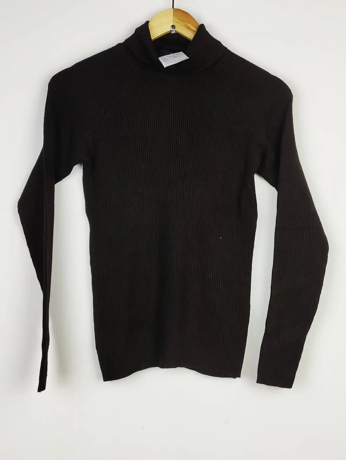 Buy online pre-used pre-loved 100% authentic & Original branded C (HT-2207) available in Pakistan. Top international brands avilable.