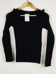 Buy online pre-used pre-loved 100% authentic & Original branded F&F (HT-2287) available in Pakistan. Top international brands avilable.