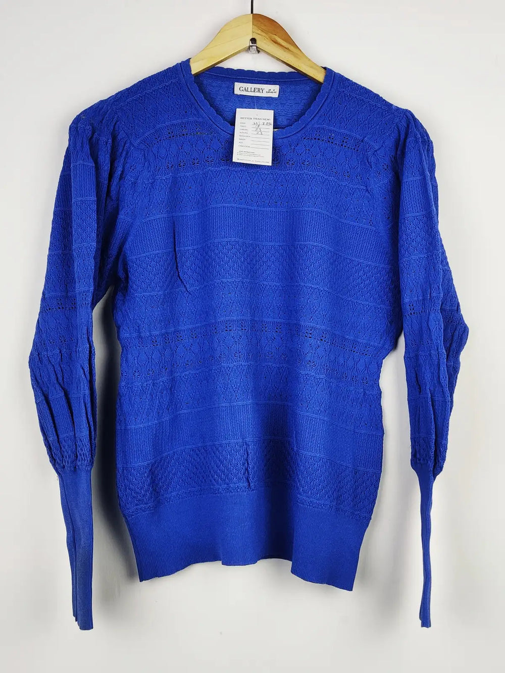 Buy online pre-used pre-loved 100% authentic & Original branded Gallery (HT-2356) available in Pakistan. Top international brands avilable.