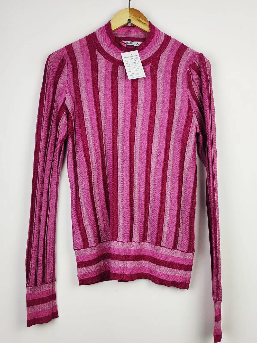 Buy online pre-used pre-loved 100% authentic & Original branded Gallery (HT-2365) available in Pakistan. Top international brands avilable.
