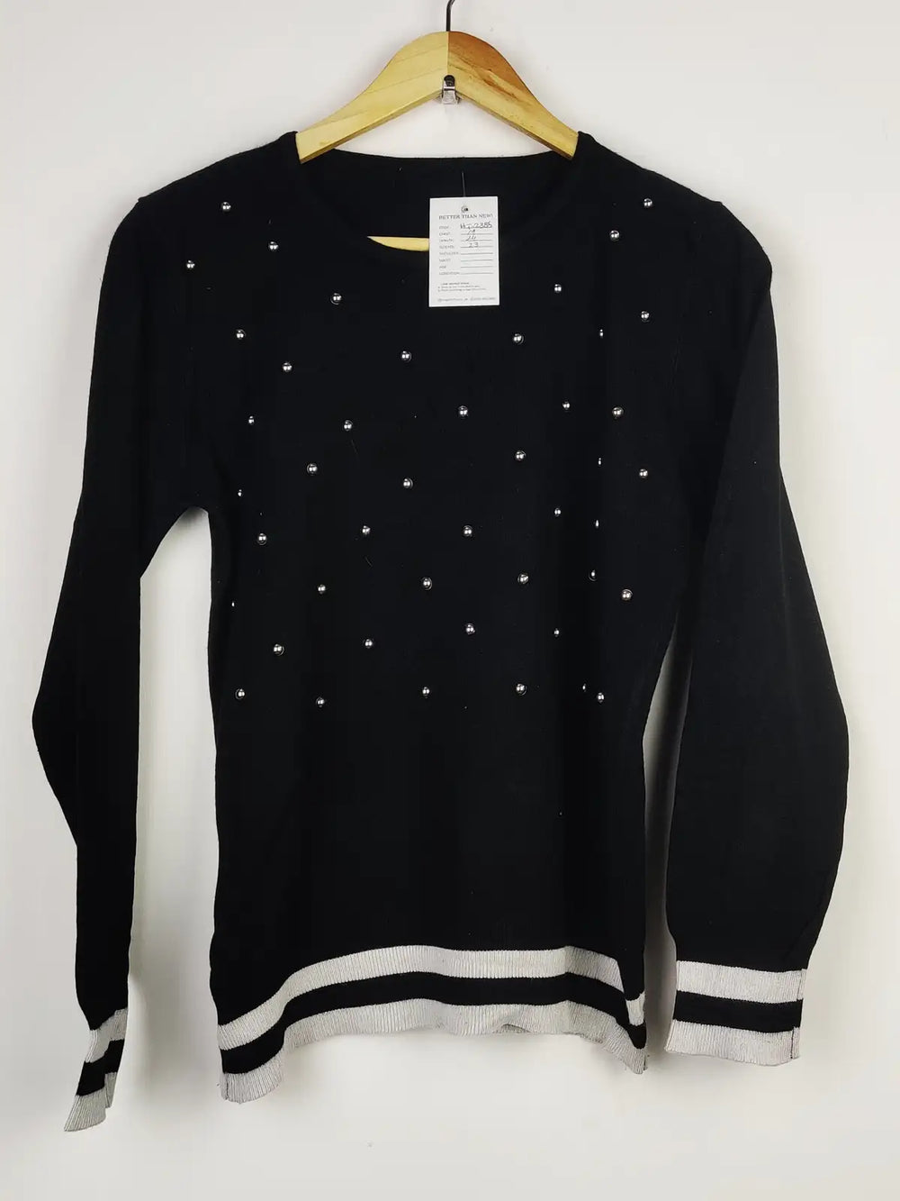 Buy online pre-used pre-loved 100% authentic & Original branded Unknown Brand (HT-2385) available in Pakistan. Top international brands avilable.