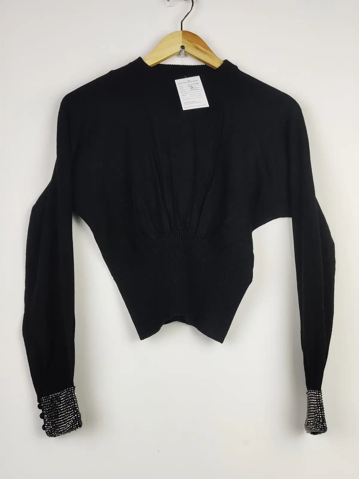 Buy online pre-used pre-loved 100% authentic & Original branded Guess (HT-2464) available in Pakistan. Top international brands avilable.