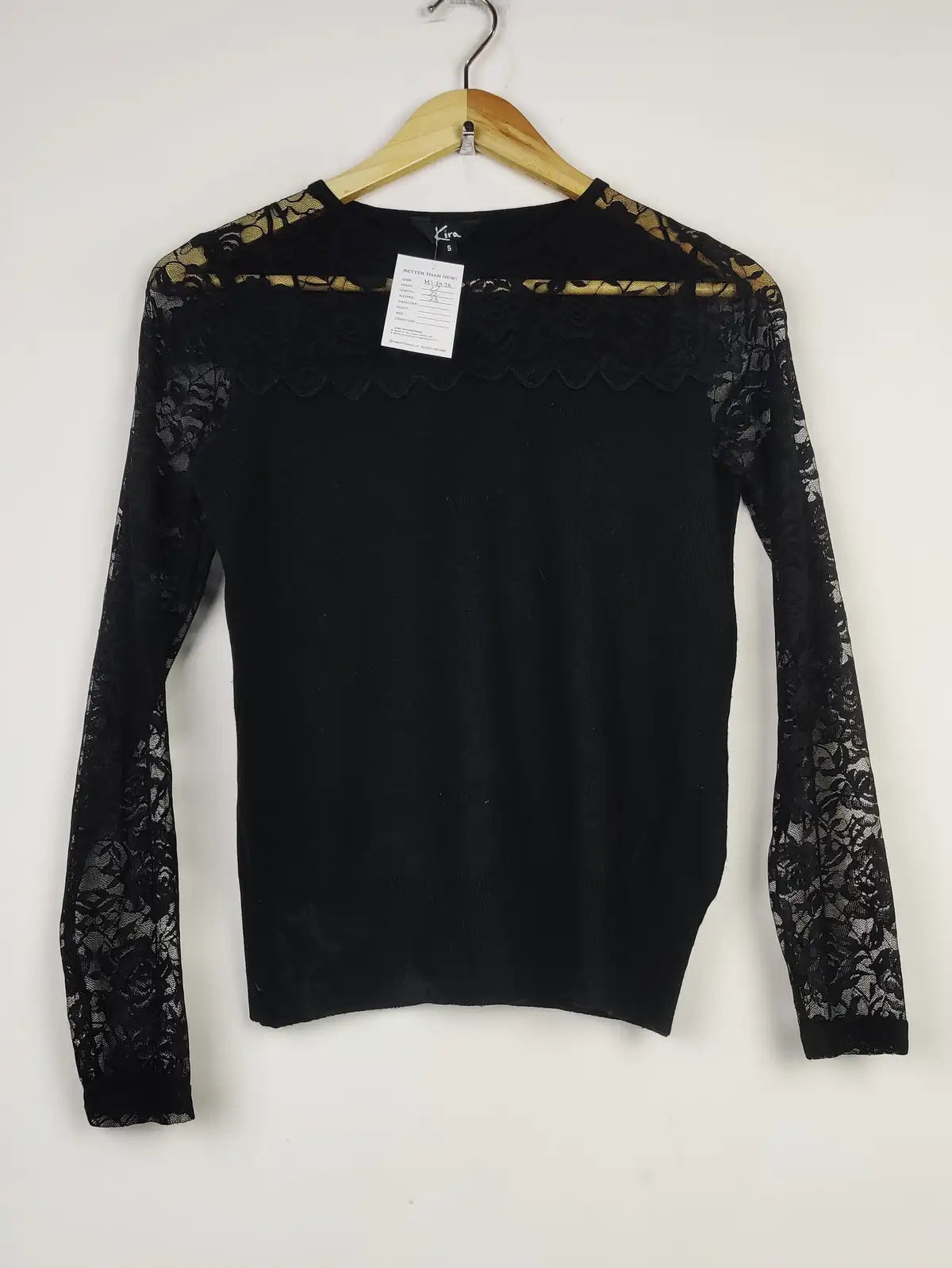 Buy online pre-used pre-loved 100% authentic & Original branded Kira (HT-2476) available in Pakistan. Top international brands avilable.
