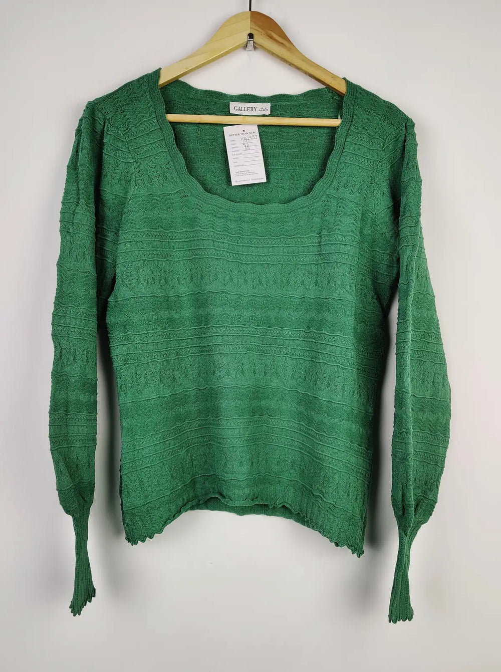 Buy online pre-used pre-loved 100% authentic & Original branded Gallery (HT-2597) available in Pakistan. Top international brands avilable.