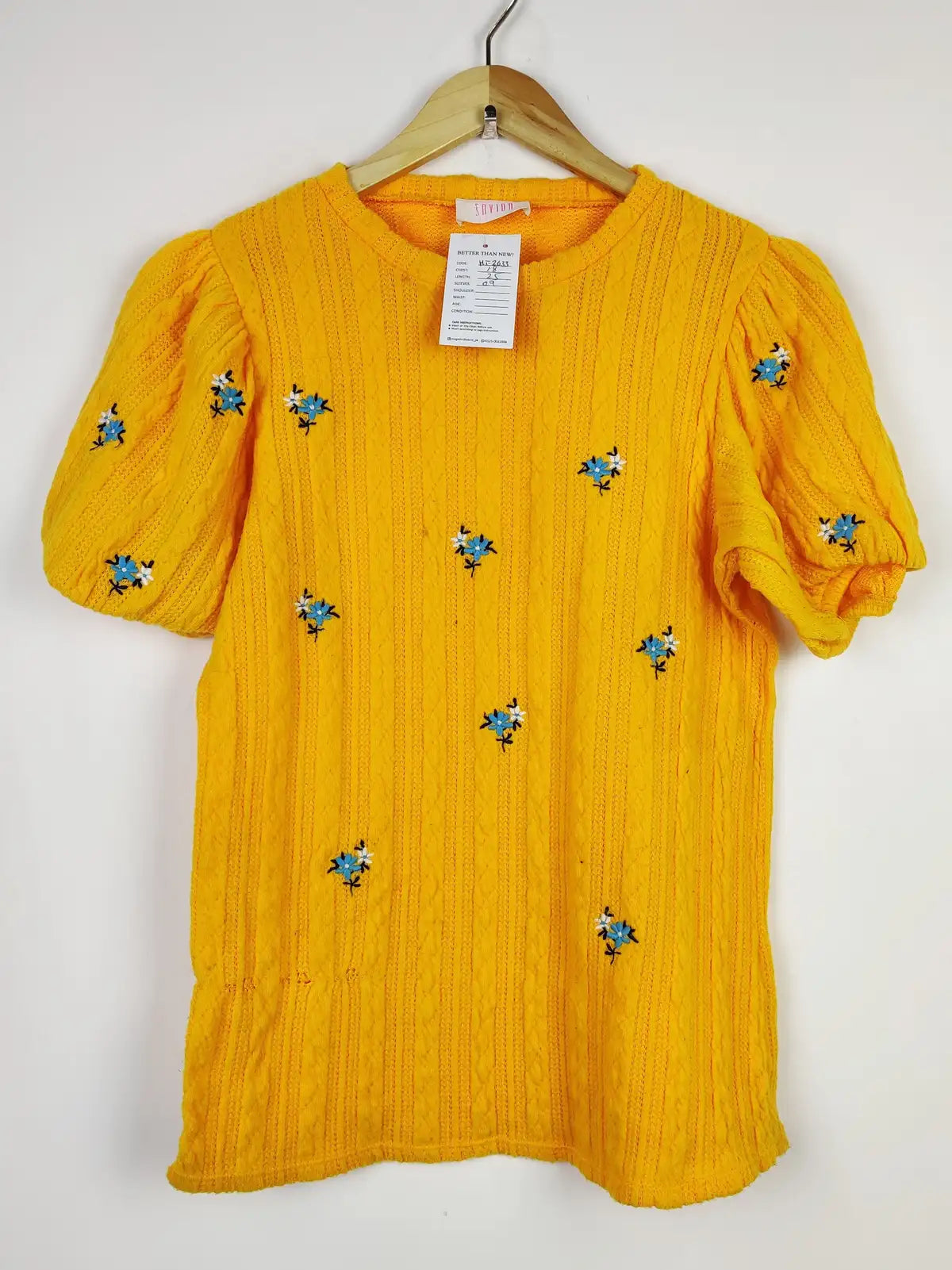 Buy online pre-used pre-loved 100% authentic & Original branded Savida (HT-2633) available in Pakistan. Top international brands avilable.
