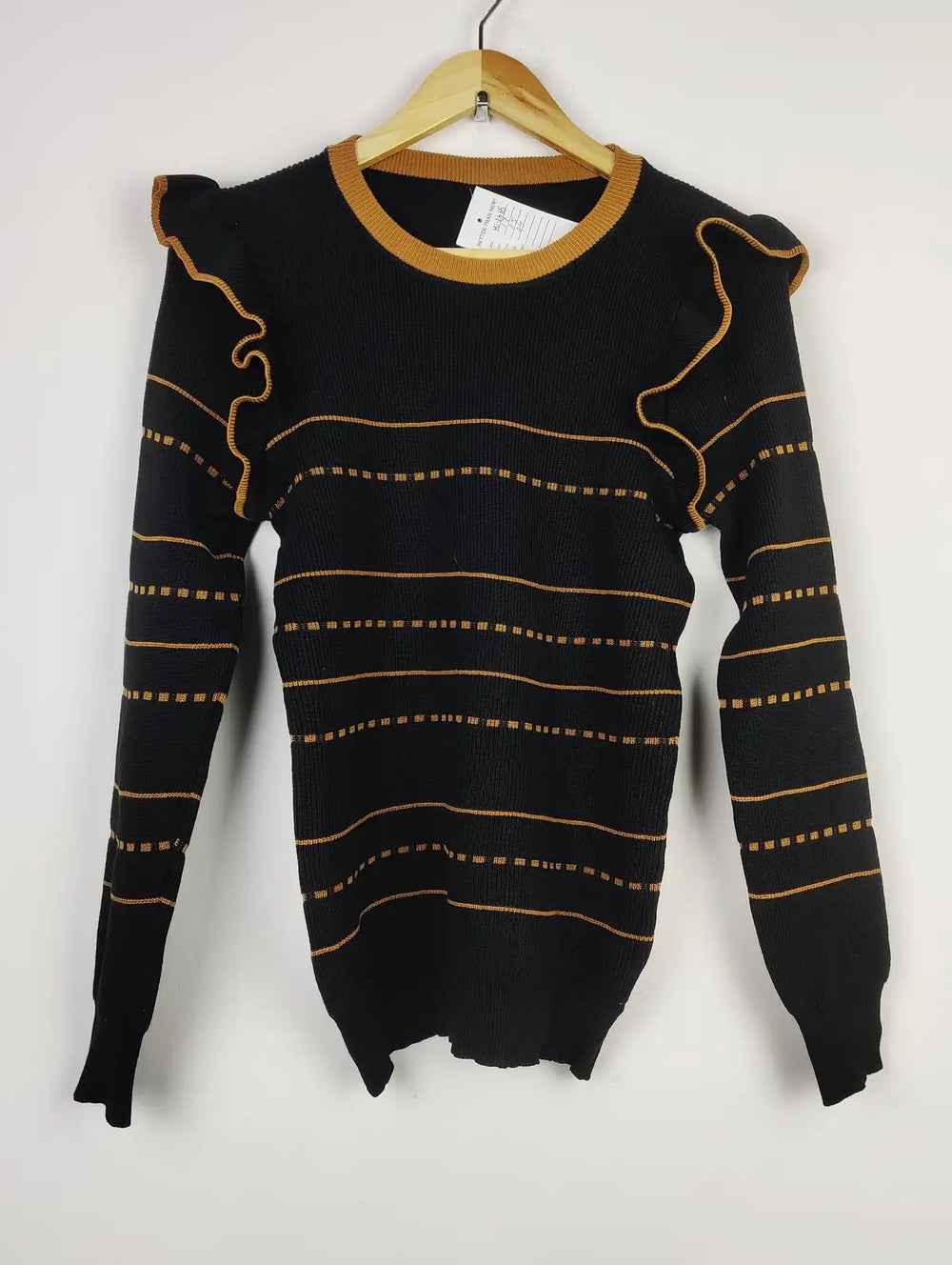 Buy online pre-used pre-loved 100% authentic & Original branded Shein (HT-2665) available in Pakistan. Top international brands avilable.