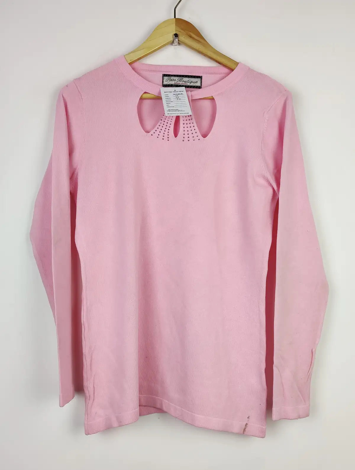 Buy online pre-used pre-loved 100% authentic & Original branded Paca Boutique (HT-2679) available in Pakistan. Top international brands avilable.