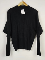 Buy online pre-used pre-loved 100% authentic & Original branded Dunnes Store (HT-2704) available in Pakistan. Top international brands avilable.