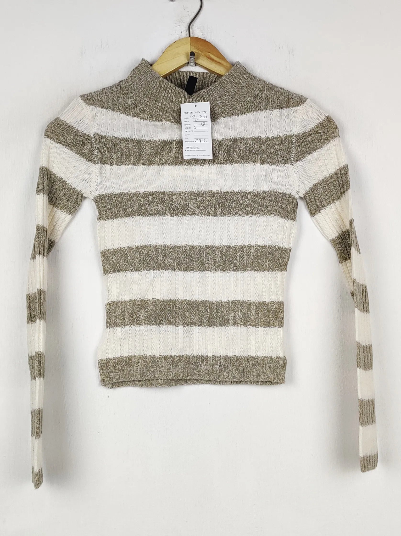 Buy online pre-used pre-loved 100% authentic & Original branded H&M (HT-3017) available in Pakistan. Top international brands avilable.