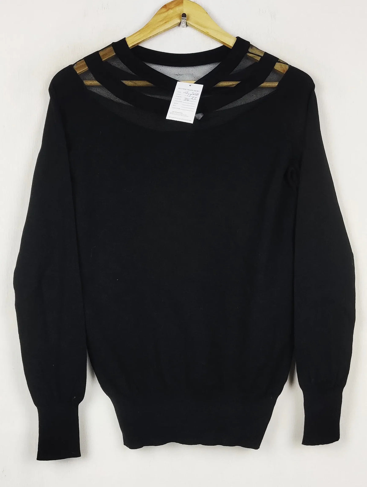 Buy online pre-used pre-loved 100% authentic & Original branded Reiss (HT-3021) available in Pakistan. Top international brands avilable.