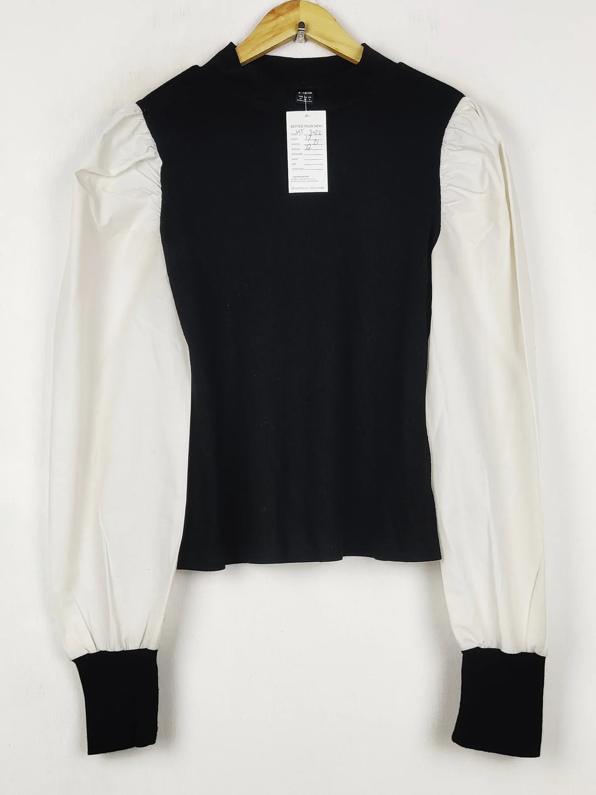 Buy online pre-used pre-loved 100% authentic & Original branded Shein (HT-3022) available in Pakistan. Top international brands avilable.