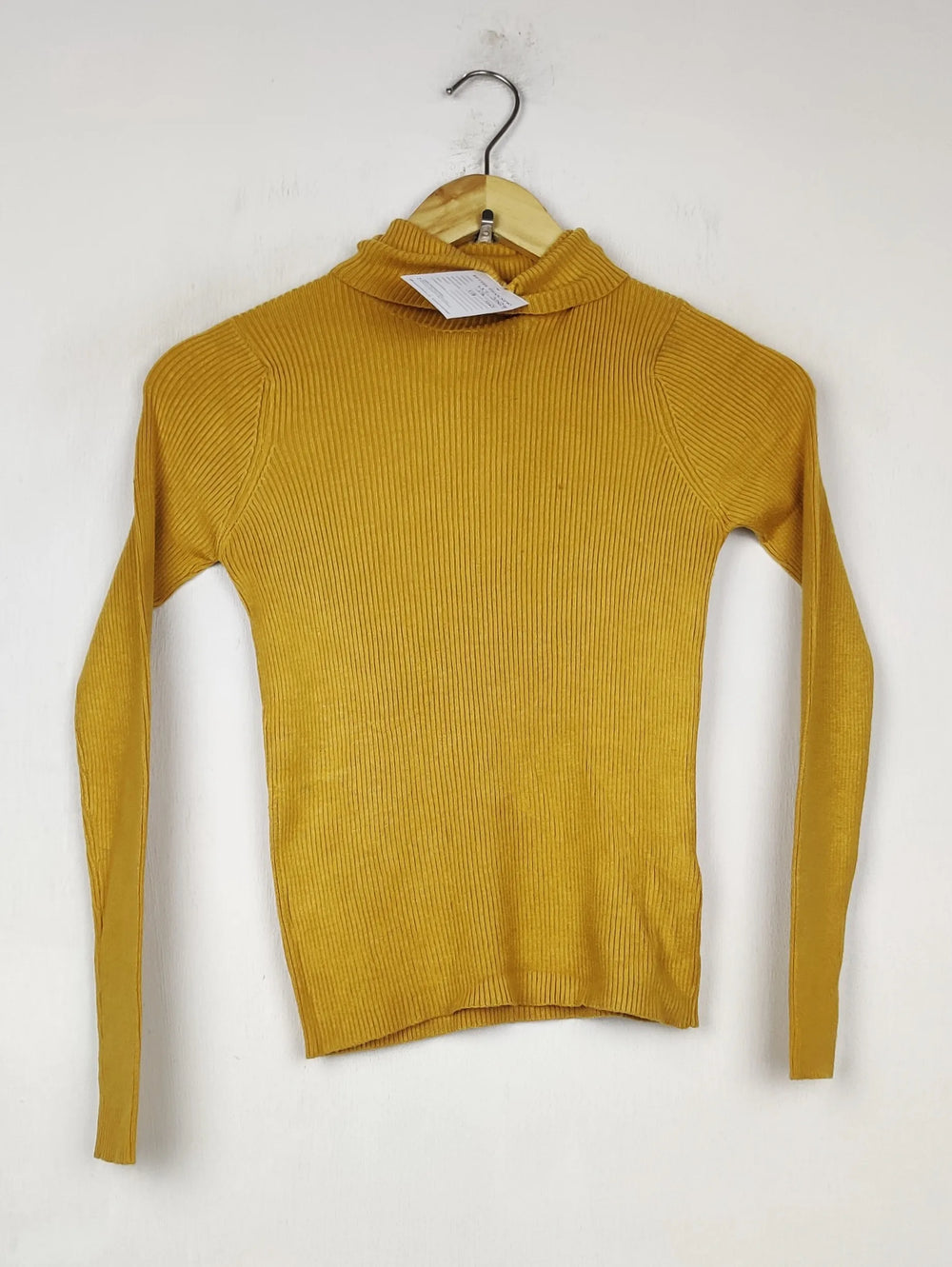 Buy online pre-used pre-loved 100% authentic & Original branded Marks & Spencer (HT-3024) available in Pakistan. Top international brands avilable.