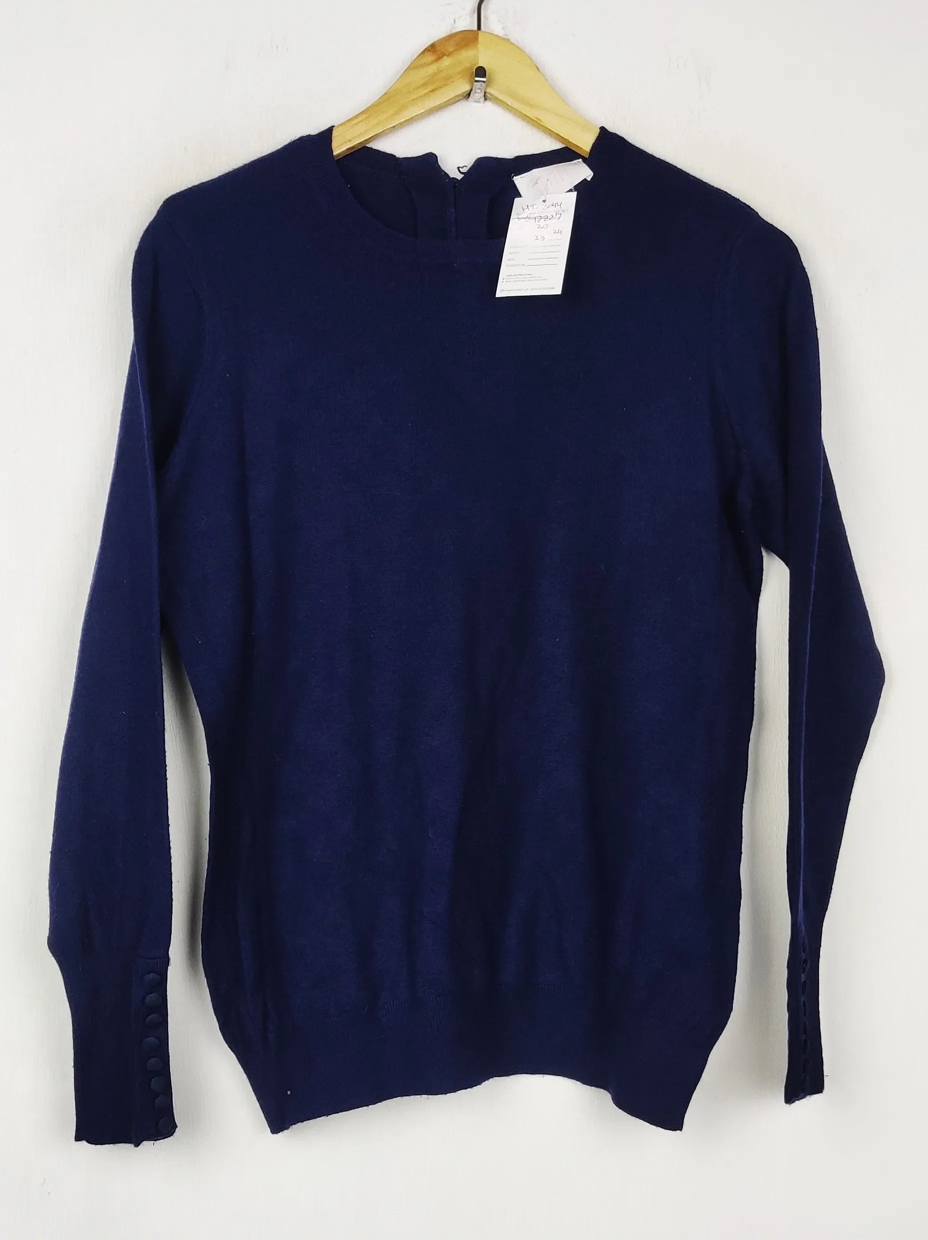 Buy online pre-used pre-loved 100% authentic & Original branded Savida (HT-3044) available in Pakistan. Top international brands avilable.