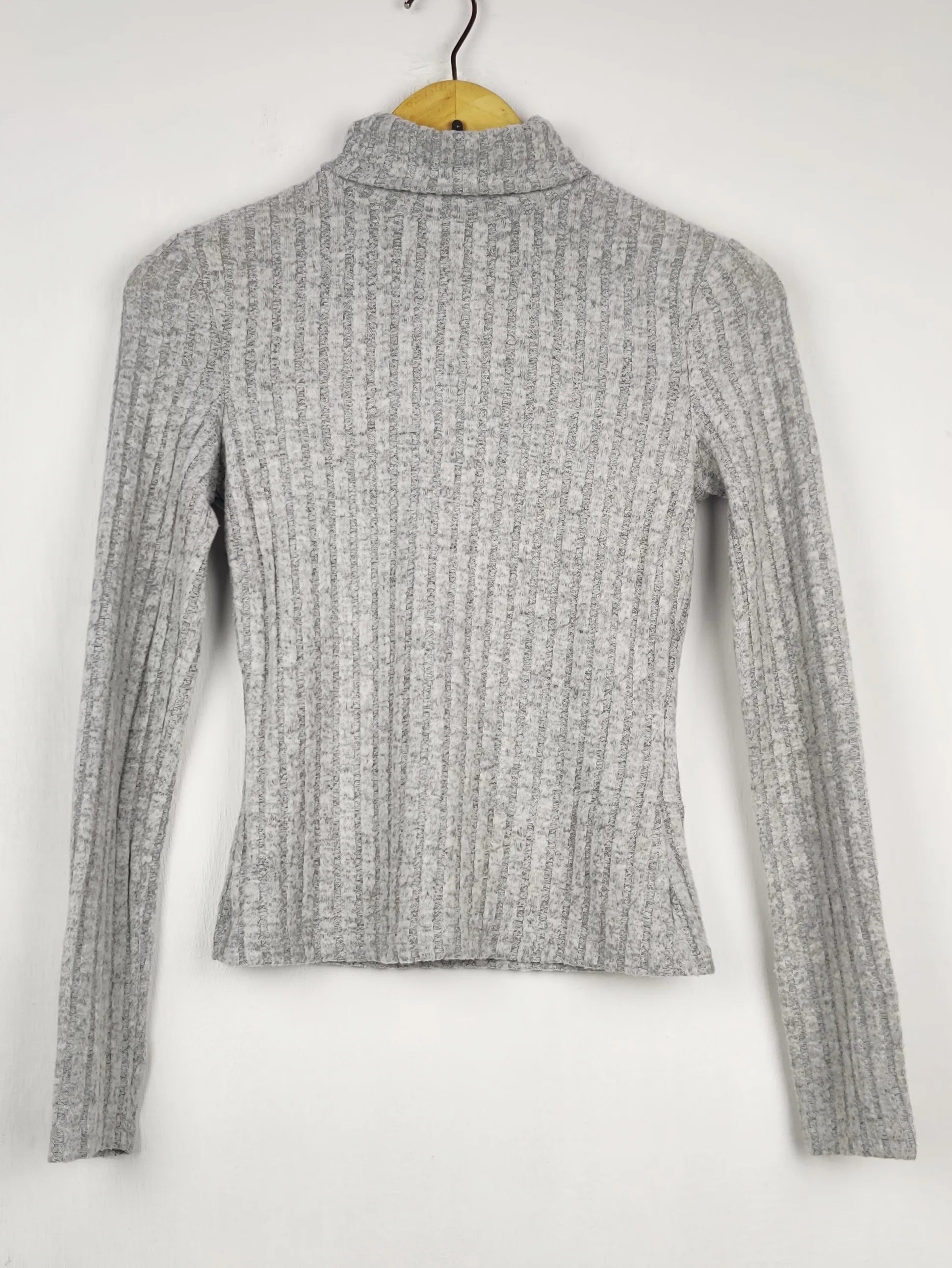 Buy online pre-used pre-loved 100% authentic & Original branded Shein (HT-3093) available in Pakistan. Top international brands avilable.