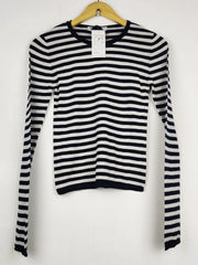 Buy online pre-used pre-loved 100% authentic & Original branded Zara (HT-3097) available in Pakistan. Top international brands avilable.