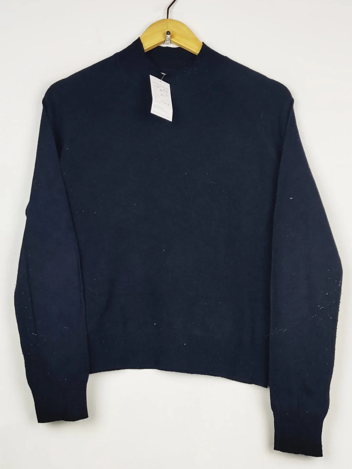 Buy online pre-used pre-loved 100% authentic & Original branded Primark (HT-3106) available in Pakistan. Top international brands avilable.