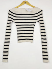 Buy online pre-used pre-loved 100% authentic & Original branded H&M (HT-3109) available in Pakistan. Top international brands avilable.