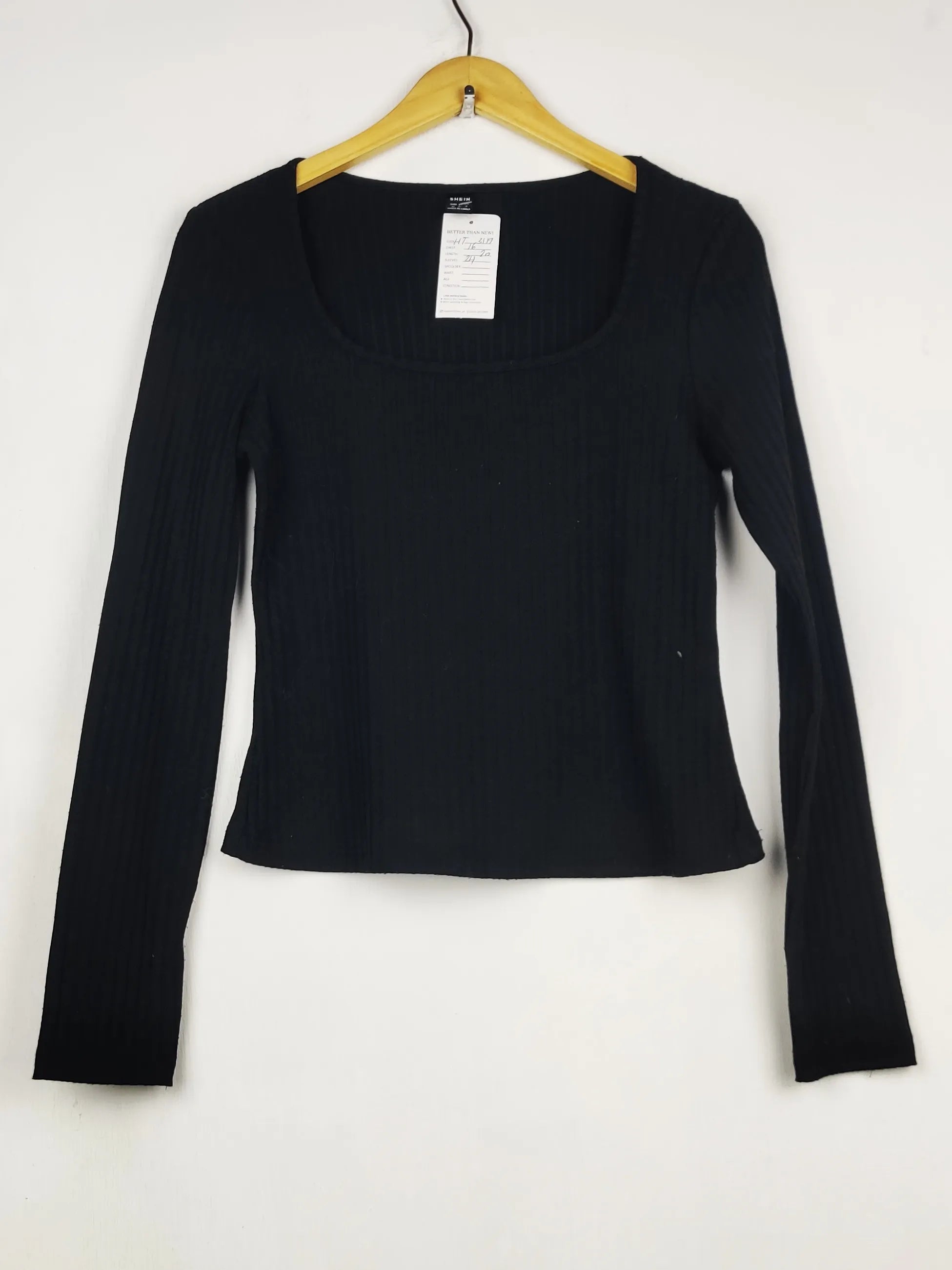 Buy online pre-used pre-loved 100% authentic & Original branded Shein (HT-3119) available in Pakistan. Top international brands avilable.