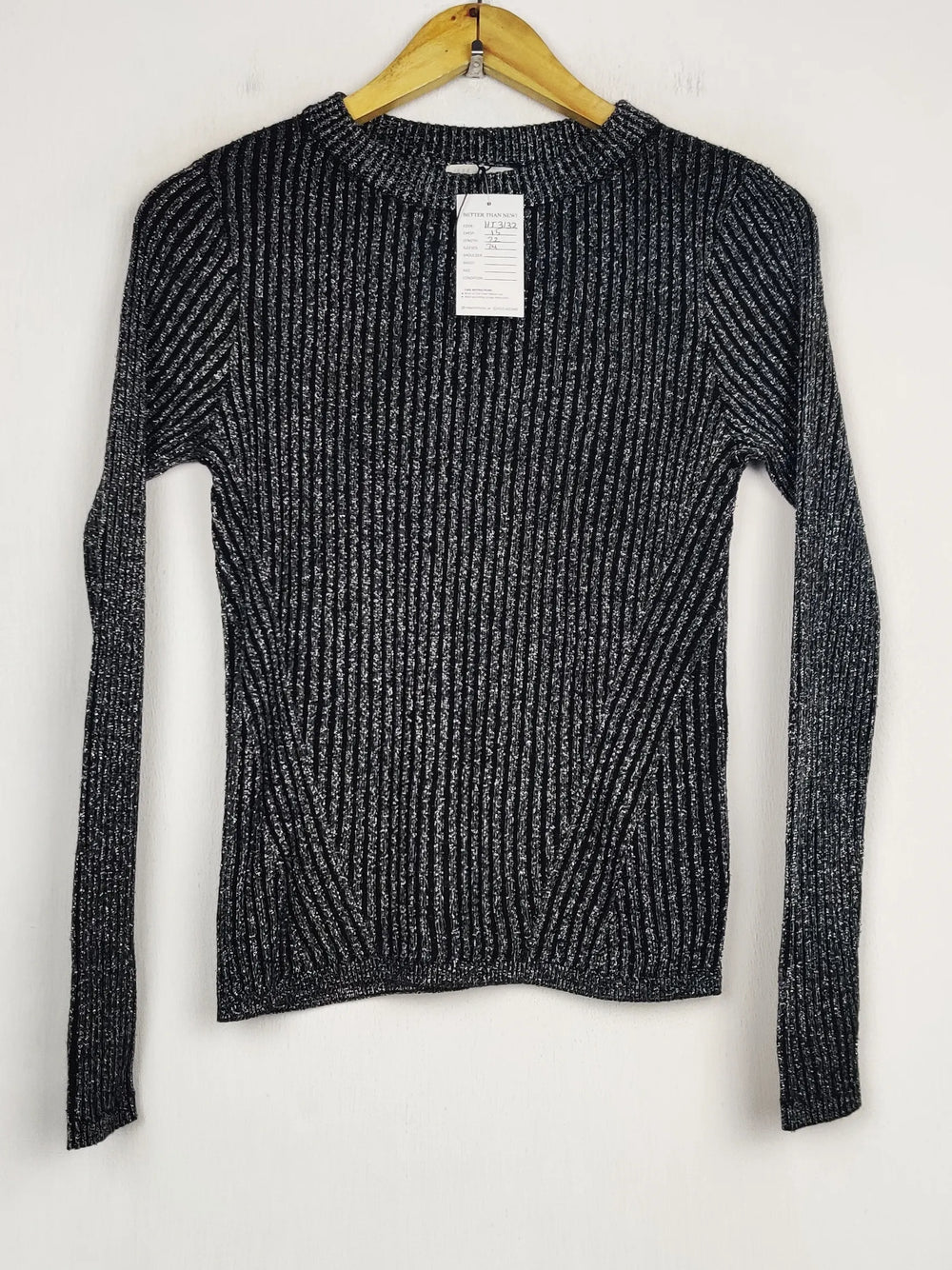 Buy online pre-used pre-loved 100% authentic & Original branded H&M (HT-3132) available in Pakistan. Top international brands avilable.