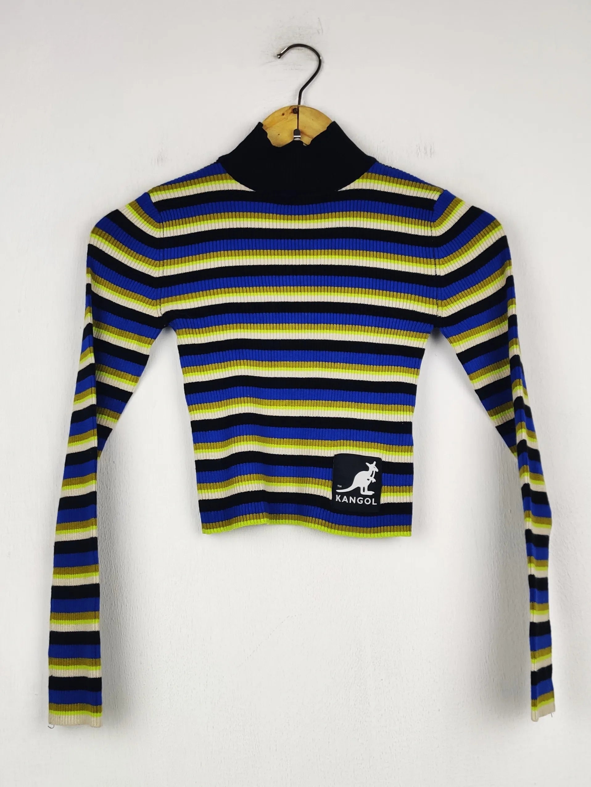 Buy online pre-used pre-loved 100% authentic & Original branded H&M (HT-3140) available in Pakistan. Top international brands avilable.