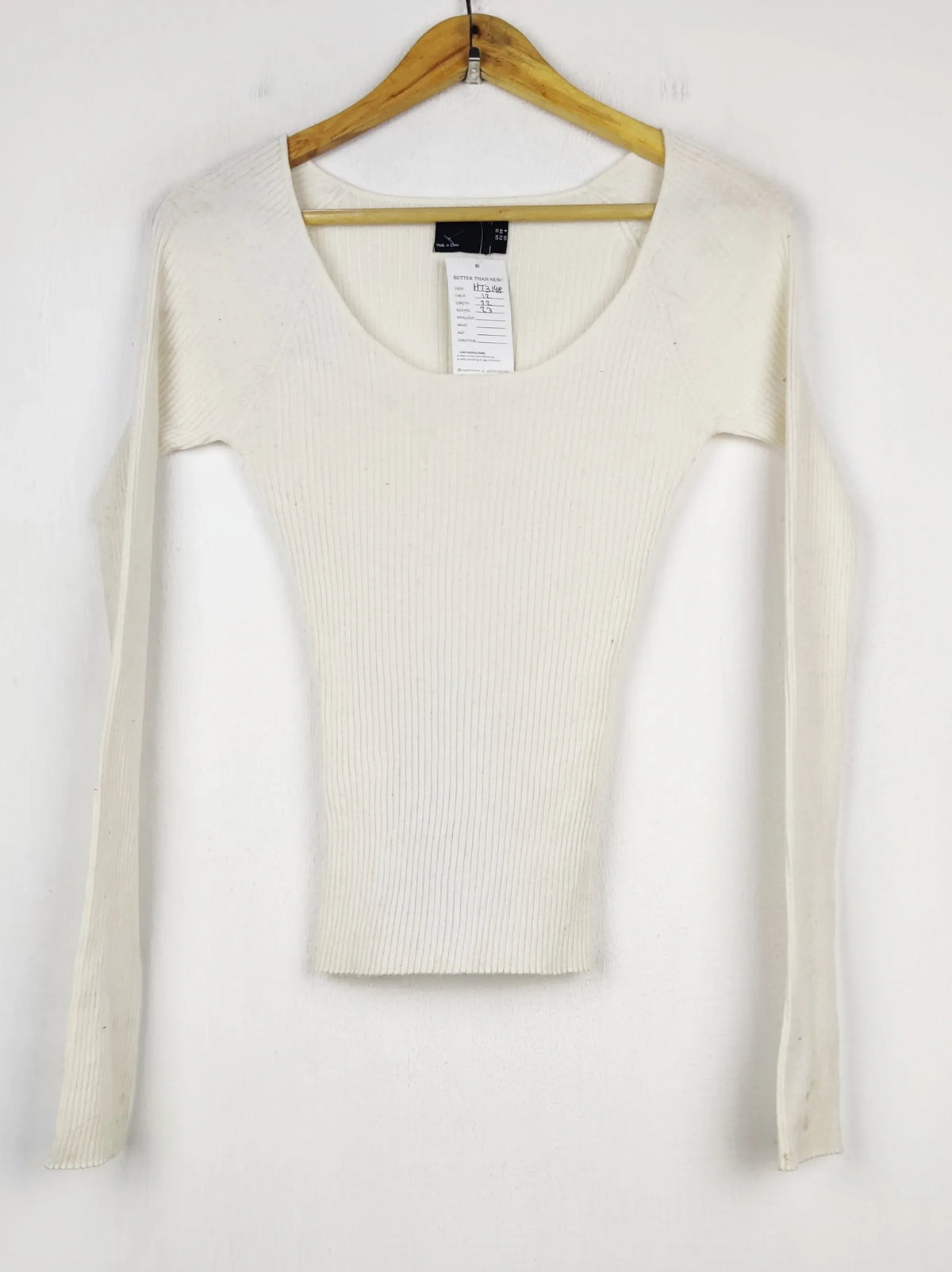 Buy online pre-used pre-loved 100% authentic & Original branded Asos (HT-3148) available in Pakistan. Top international brands avilable.