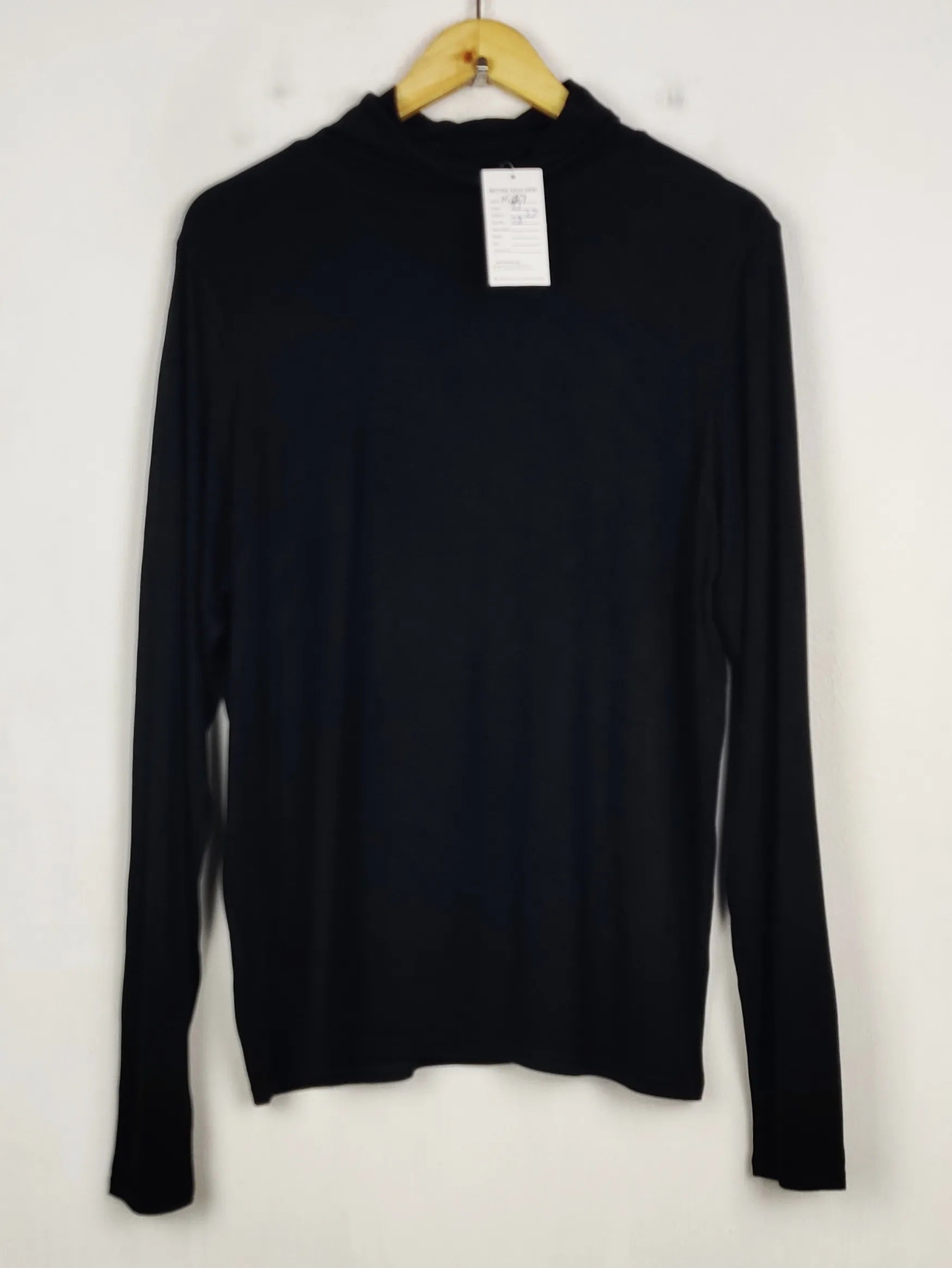 Buy online pre-used pre-loved 100% authentic & Original branded Unknown Brand (HT-3167) available in Pakistan. Top international brands avilable.