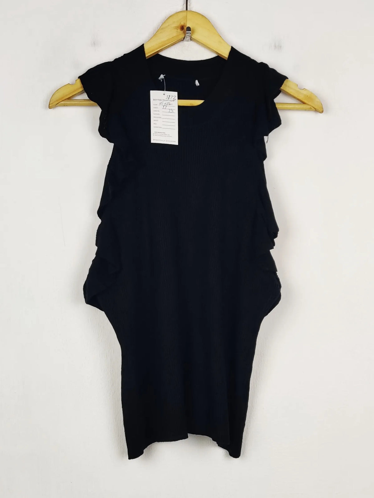 Buy online pre-used pre-loved 100% authentic & Original branded Unknown Brand (HT-3173) available in Pakistan. Top international brands avilable.
