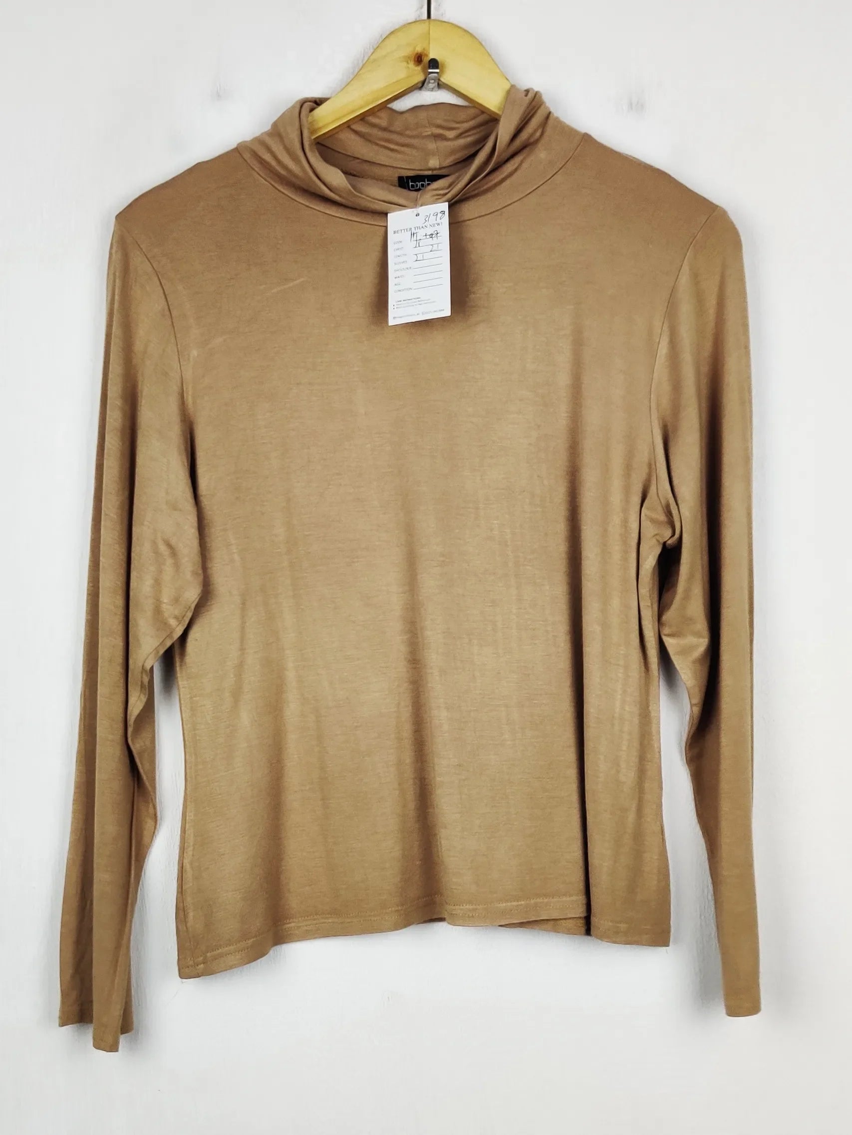 Buy online pre-used pre-loved 100% authentic & Original branded Boohoo (HT-3198) available in Pakistan. Top international brands avilable.