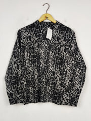 Buy online pre-used pre-loved 100% authentic & Original branded Marks & Spencer (HT-3207) available in Pakistan. Top international brands avilable.