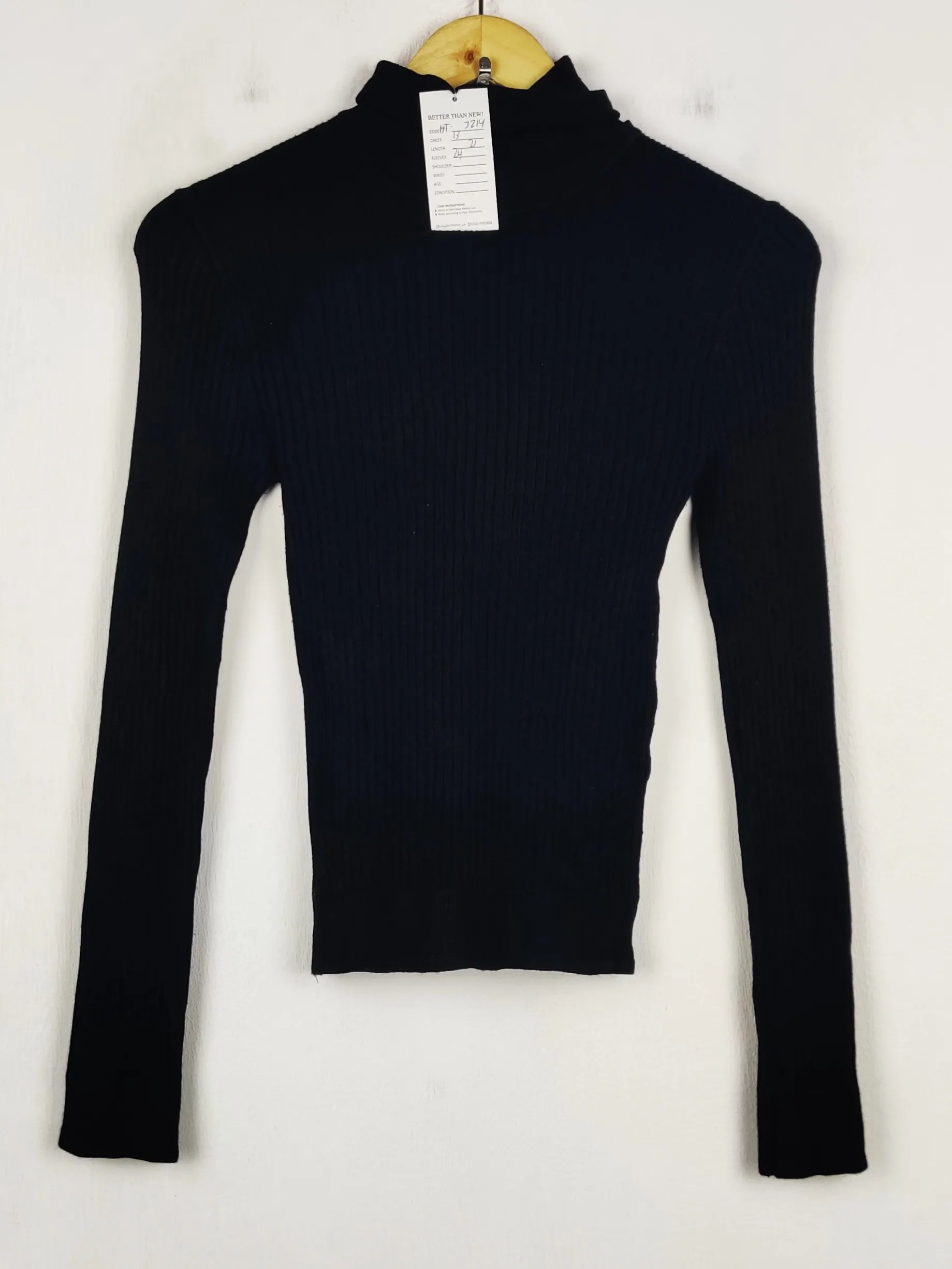 Buy online pre-used pre-loved 100% authentic & Original branded Unknown Brand (HT-3214) available in Pakistan. Top international brands avilable.