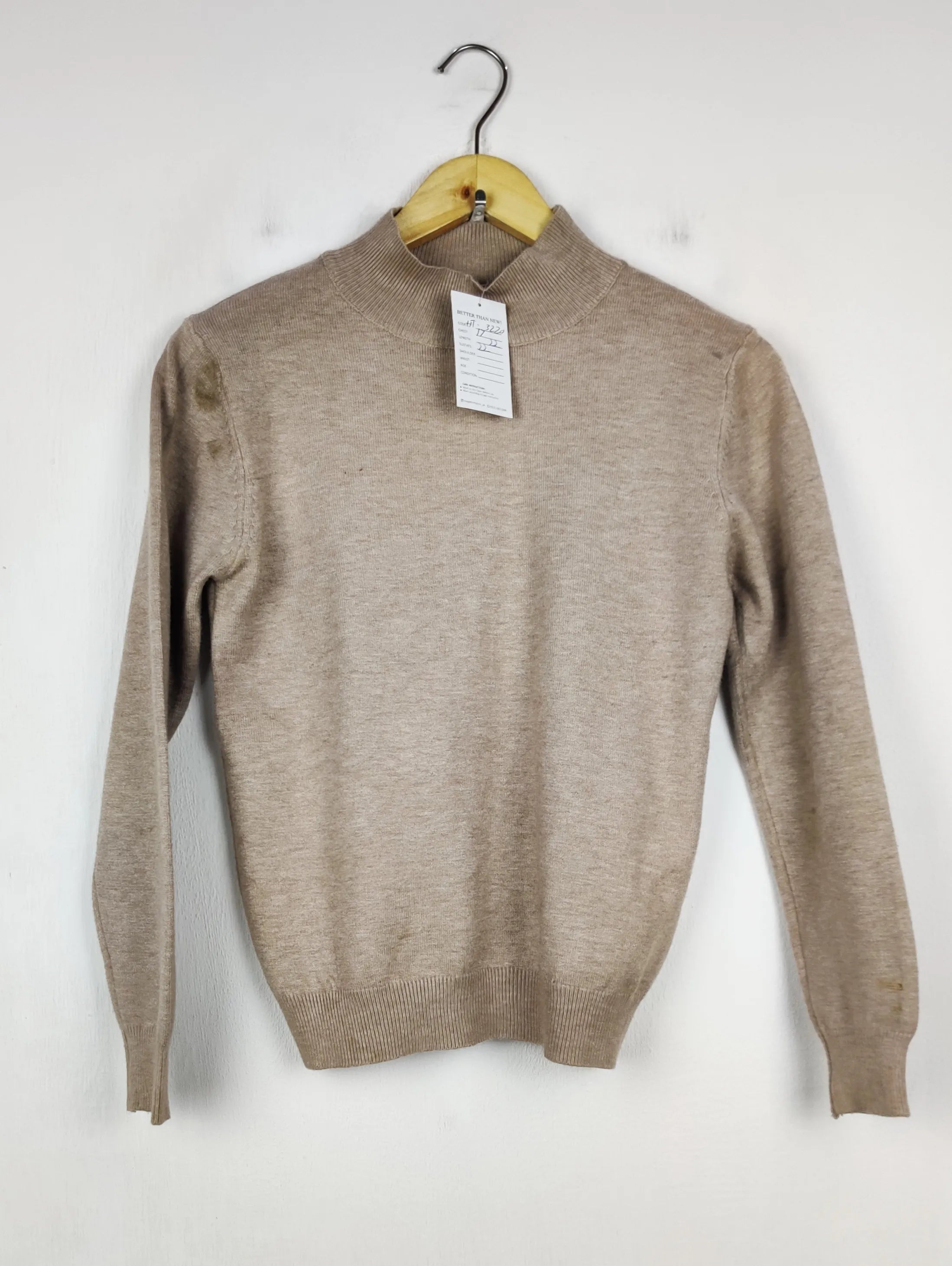 Buy online pre-used pre-loved 100% authentic & Original branded Unknown Brand (HT-3220) available in Pakistan. Top international brands avilable.