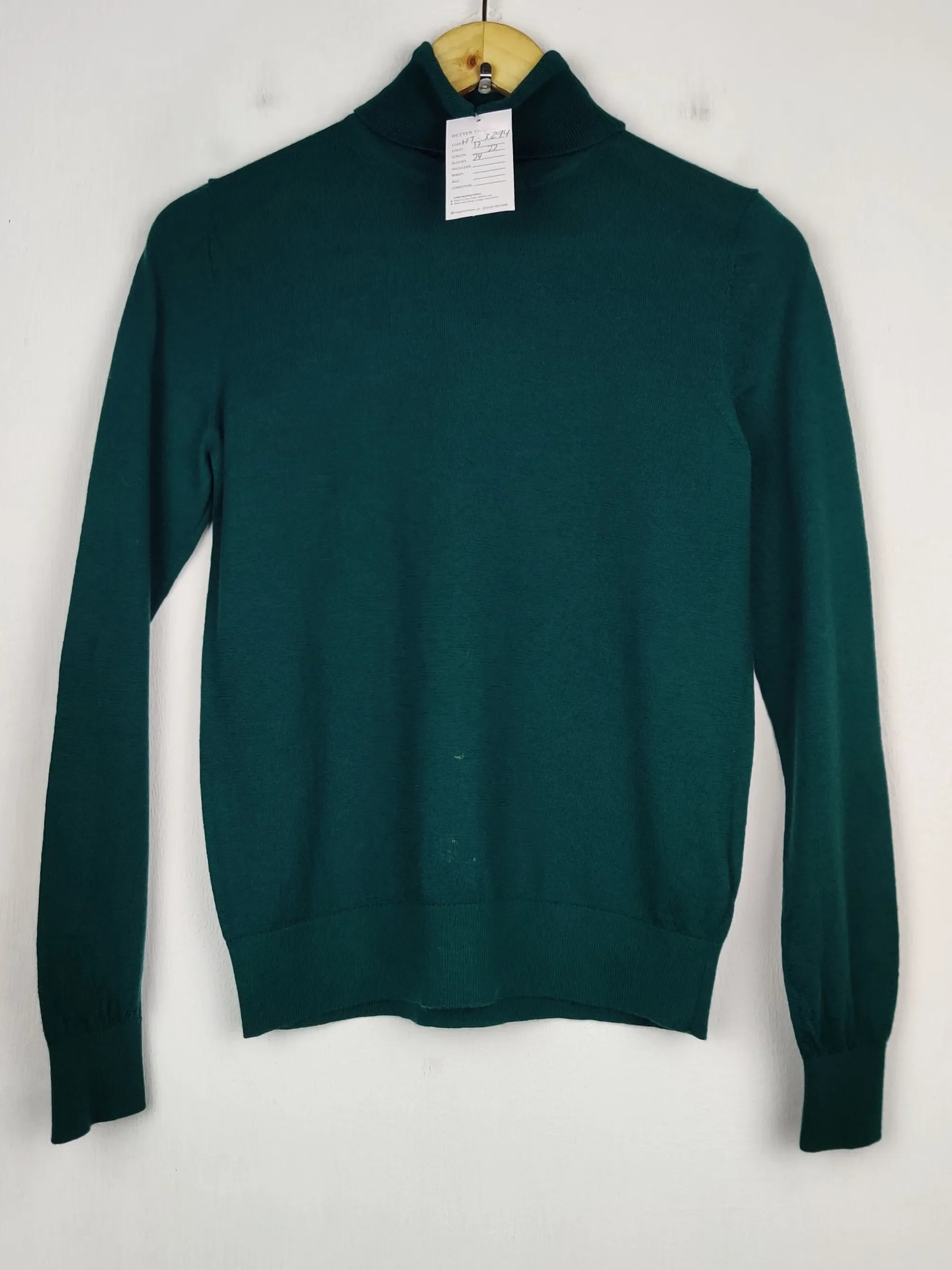 Buy online pre-used pre-loved 100% authentic & Original branded Marks & Spencer (HT-3294) available in Pakistan. Top international brands avilable.