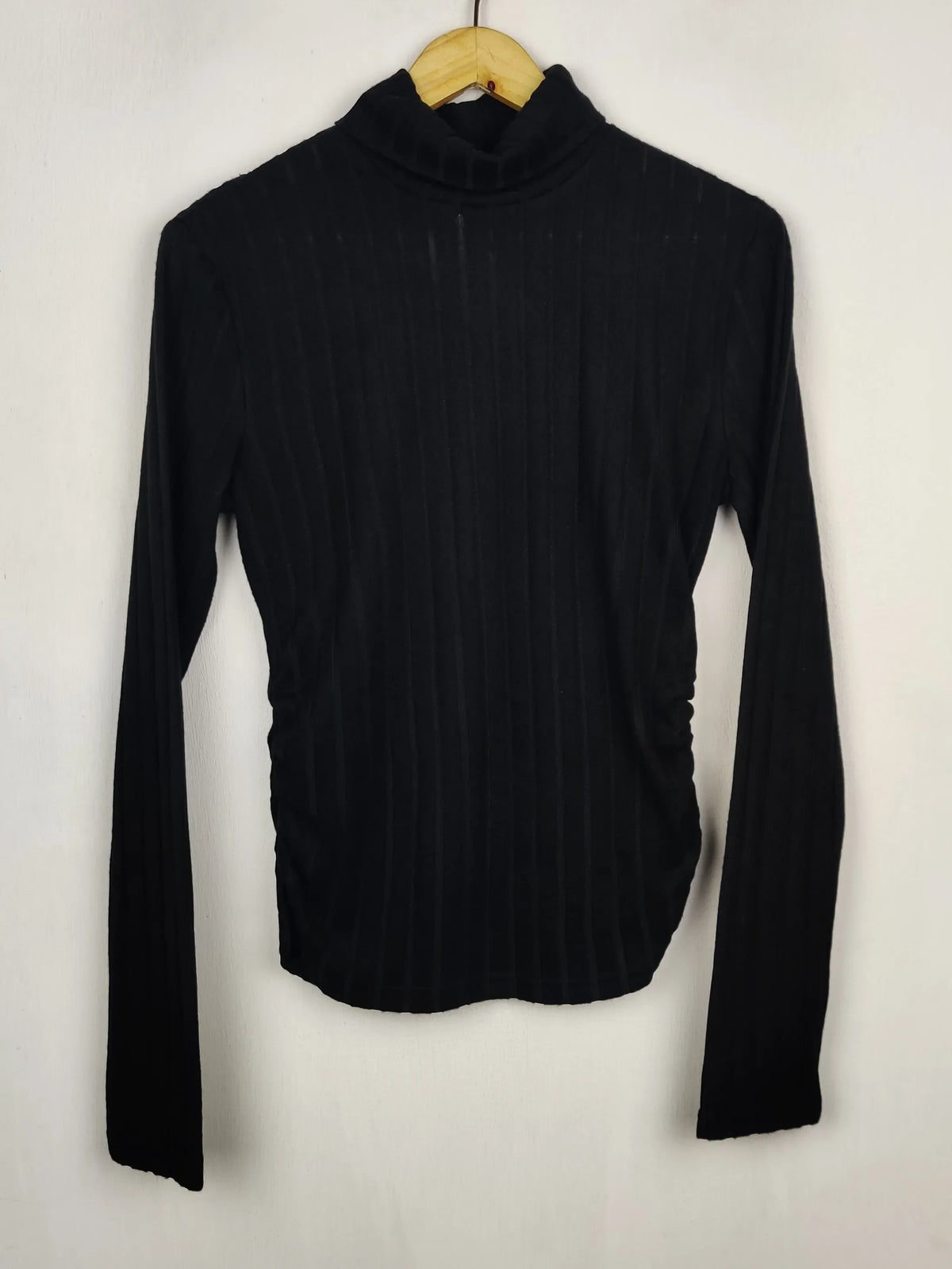 Buy online pre-used pre-loved 100% authentic & Original branded Shein (HT-3303) available in Pakistan. Top international brands avilable.