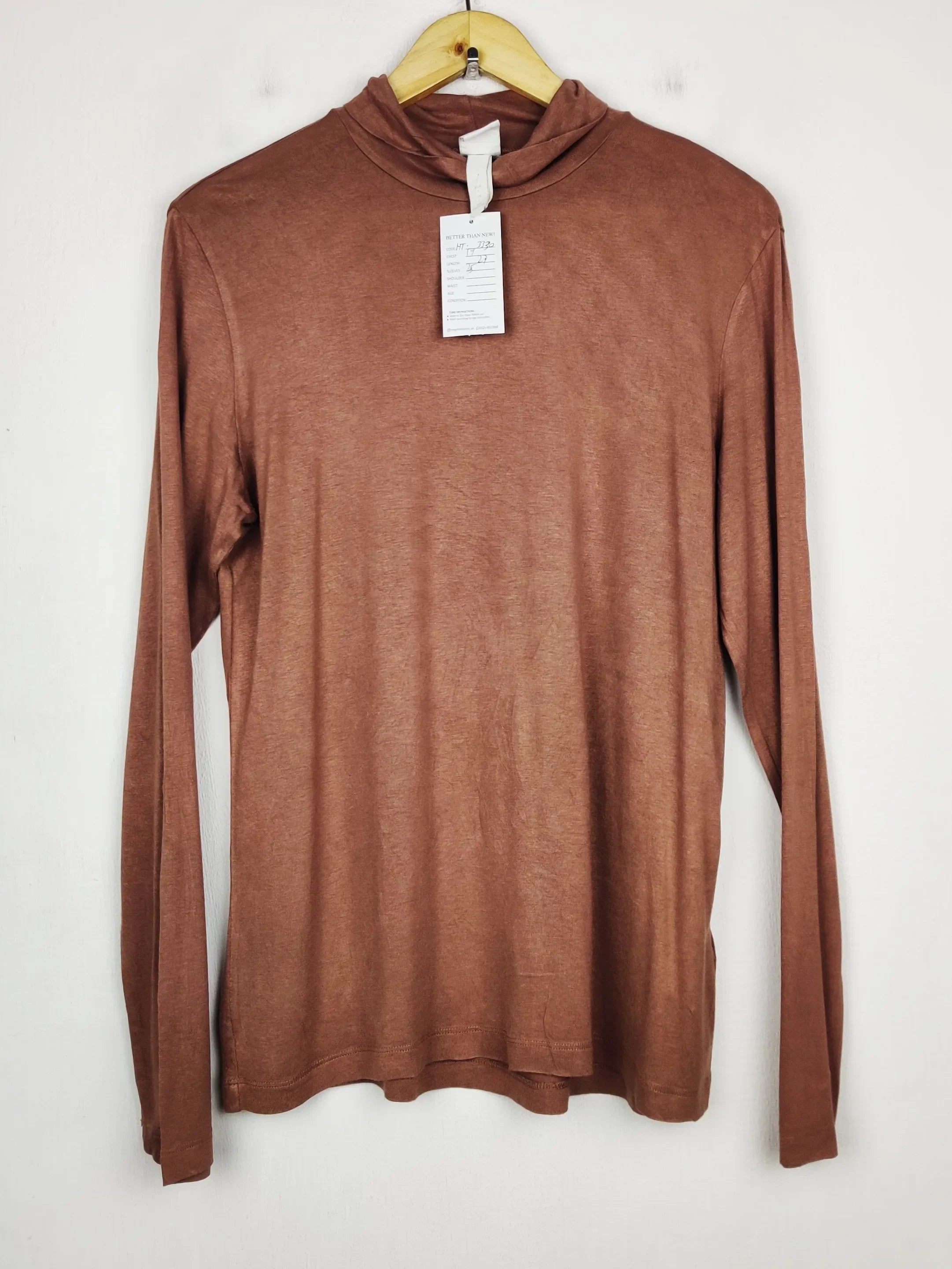 Buy online pre-used pre-loved 100% authentic & Original branded H&M (HT-3330) available in Pakistan. Top international brands avilable.