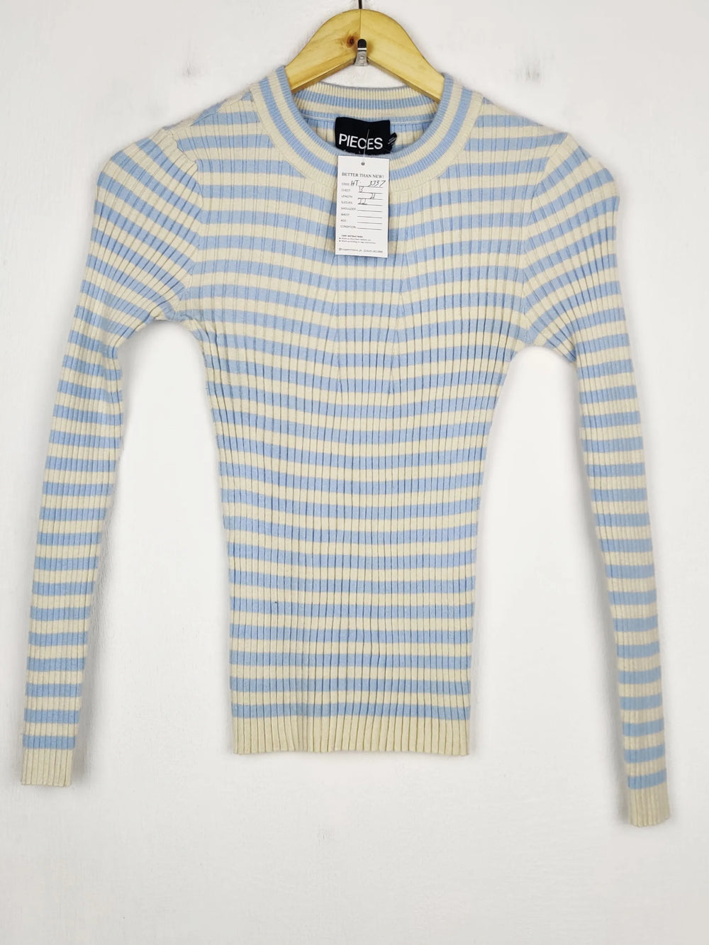 Buy online pre-used pre-loved 100% authentic & Original branded Pieces (HT-3337) available in Pakistan. Top international brands avilable.