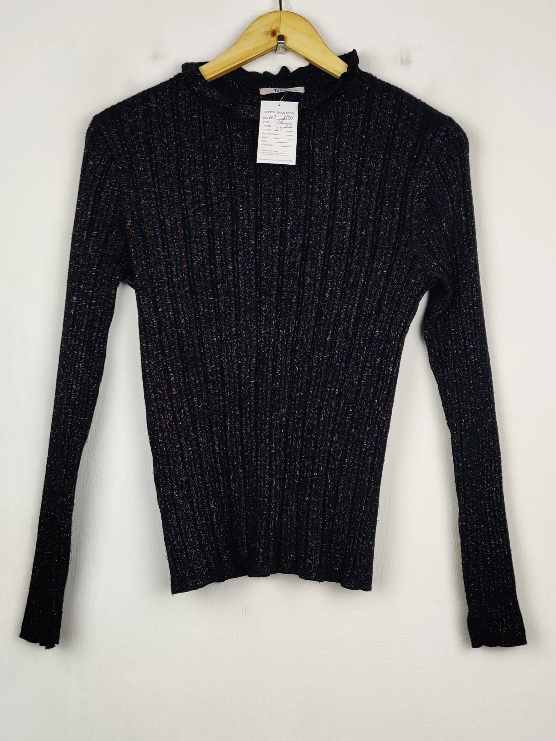 Buy online pre-used pre-loved 100% authentic & Original branded Tu (HT-3341) available in Pakistan. Top international brands avilable.