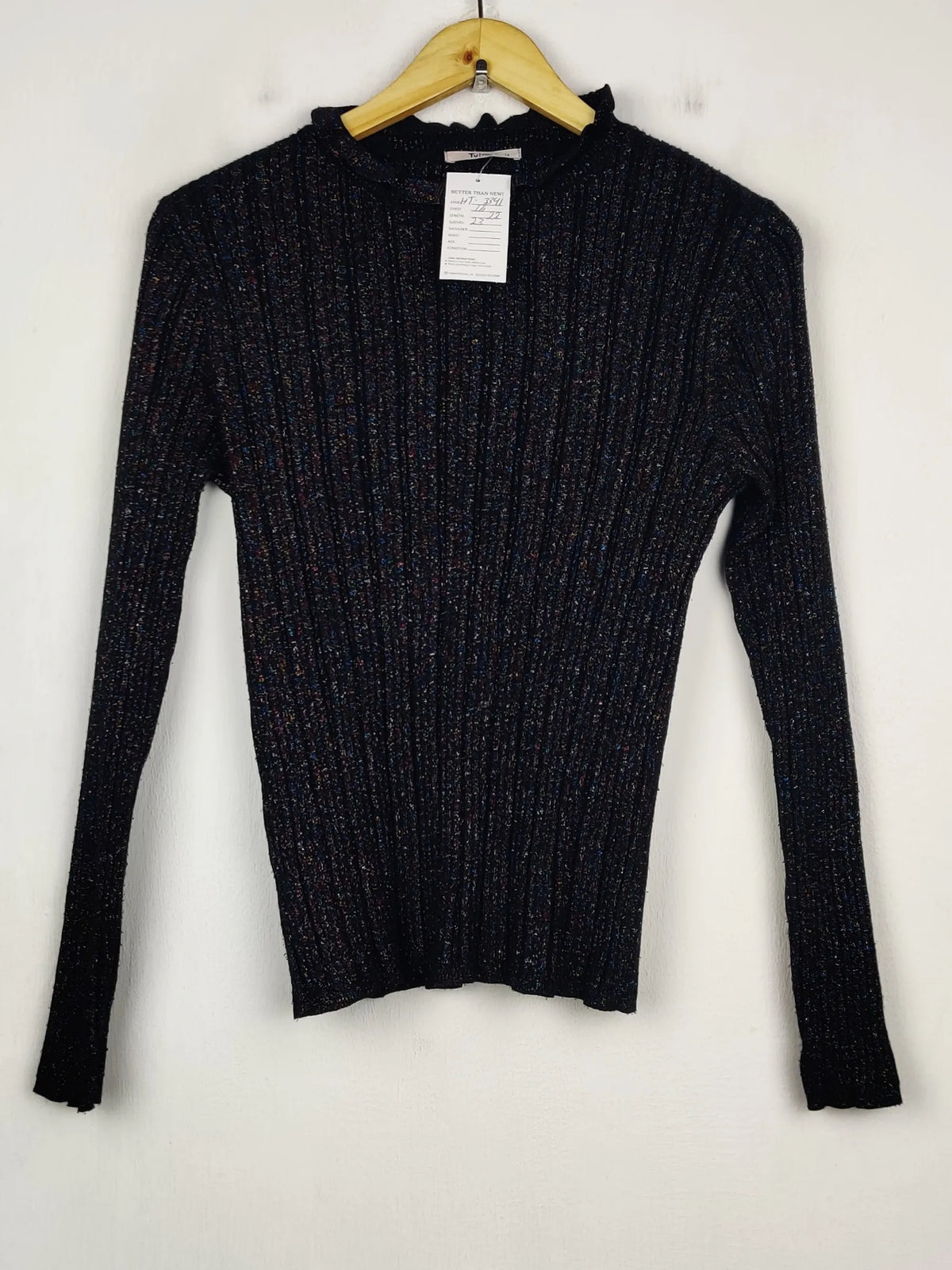 Buy online pre-used pre-loved 100% authentic & Original branded Tu (HT-3341) available in Pakistan. Top international brands avilable.