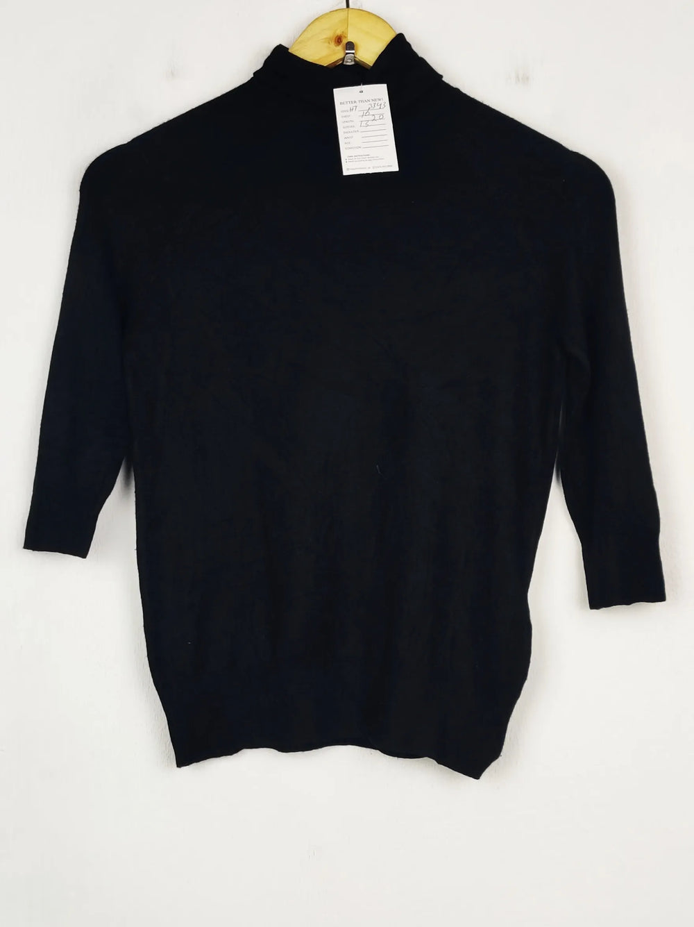 Buy online pre-used pre-loved 100% authentic & Original branded Zara (HT-3343) available in Pakistan. Top international brands avilable.