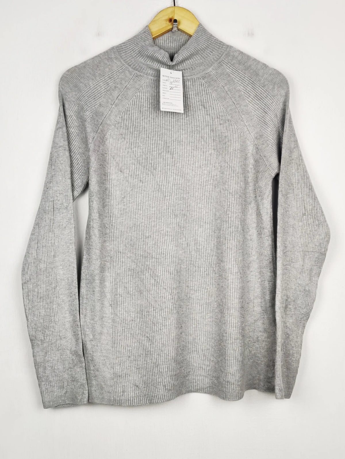 Buy online pre-used pre-loved 100% authentic & Original branded Marks & Spencer (HT-3363) available in Pakistan. Top international brands avilable.