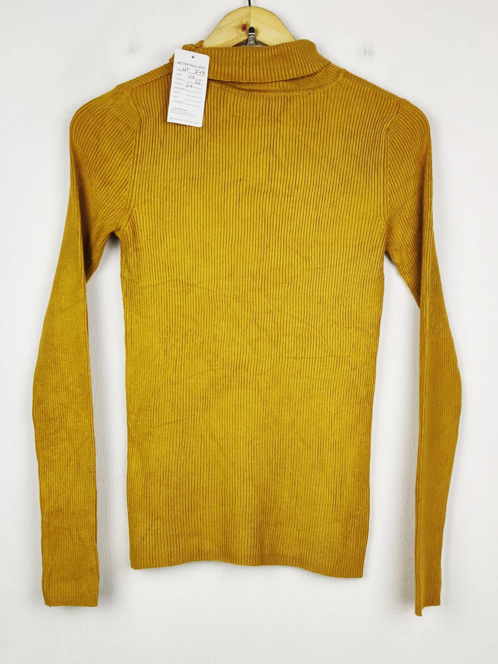 Buy online pre-used pre-loved 100% authentic & Original branded Marks & Spencer (HT-3369) available in Pakistan. Top international brands avilable.