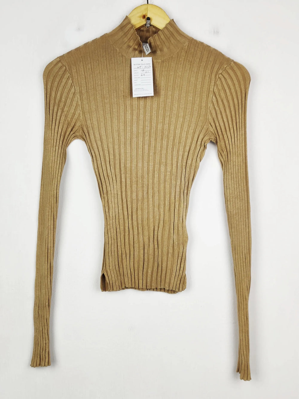 Buy online pre-used pre-loved 100% authentic & Original branded H&M (HT-3370) available in Pakistan. Top international brands avilable.